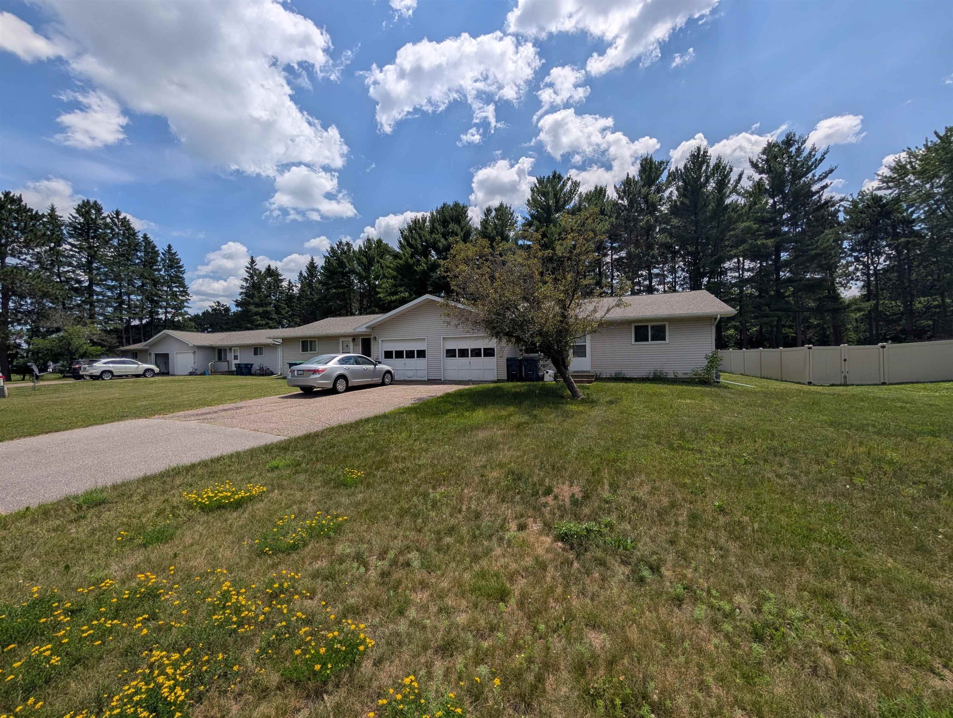 6611 Lang Lane Property Photo 2