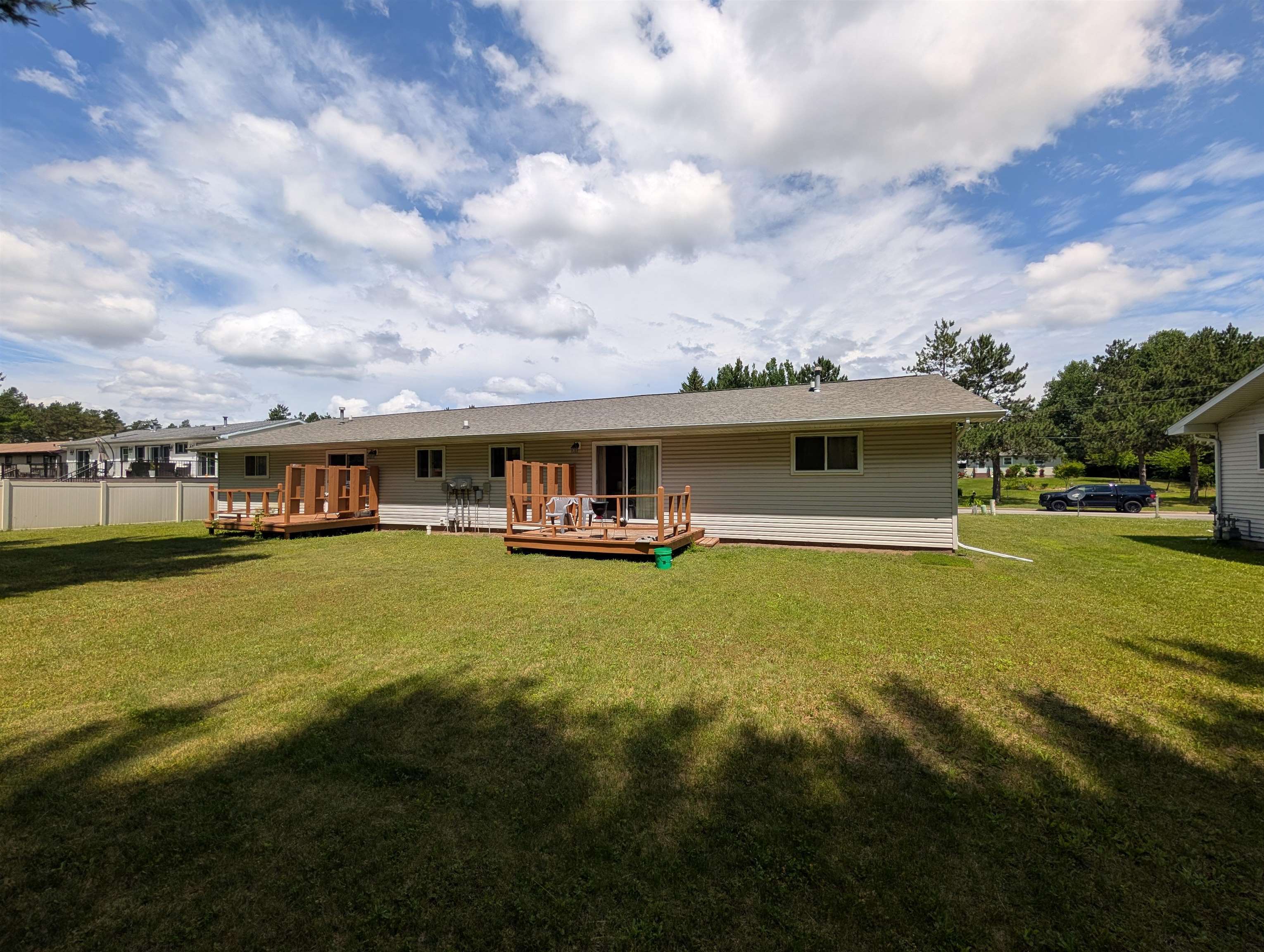 6611 Lang Lane Property Photo 11