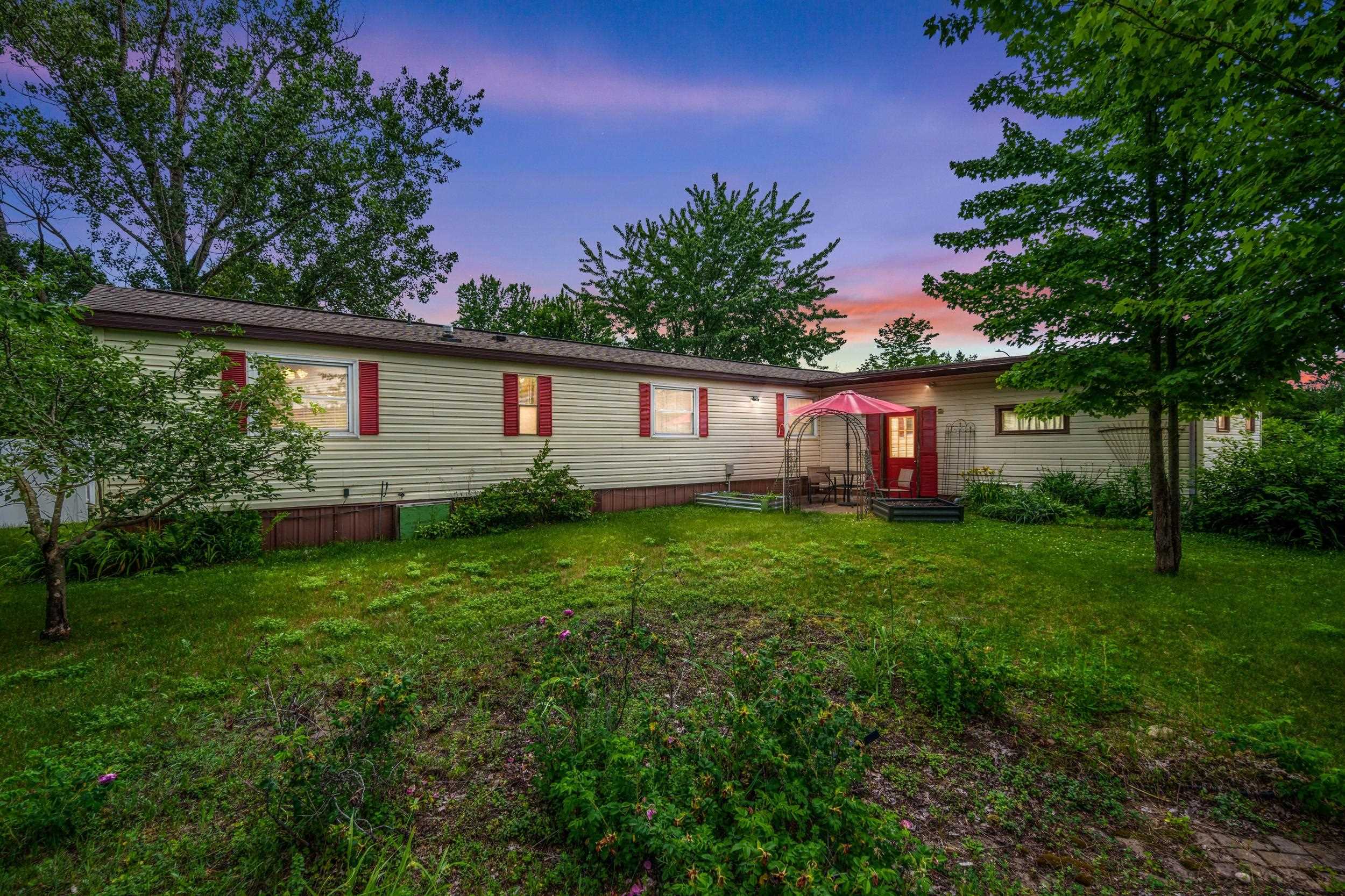 3641 Haga Drive Property Photo 28