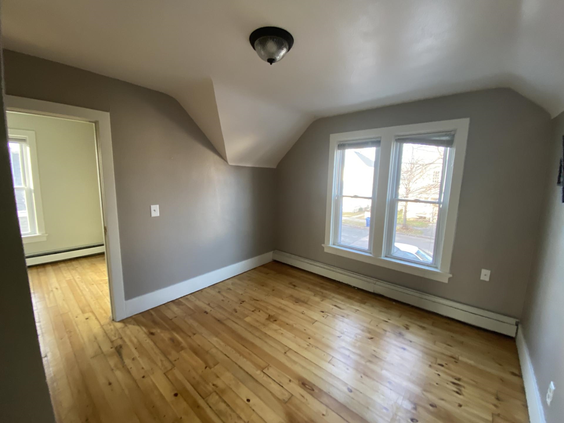 319 Lincoln Avenue Property Photo 20