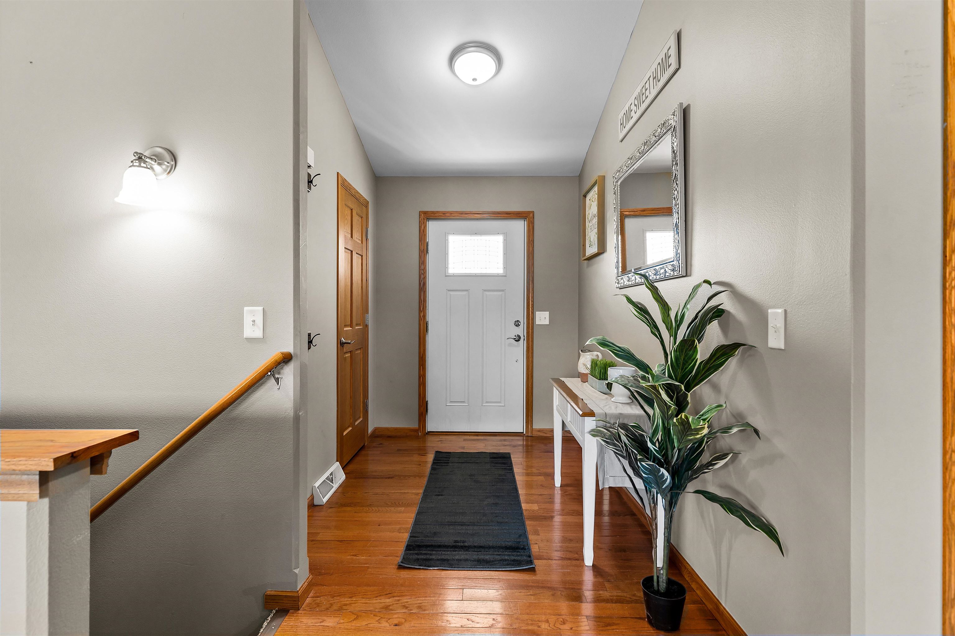 3120 Darlington Place Property Photo 5