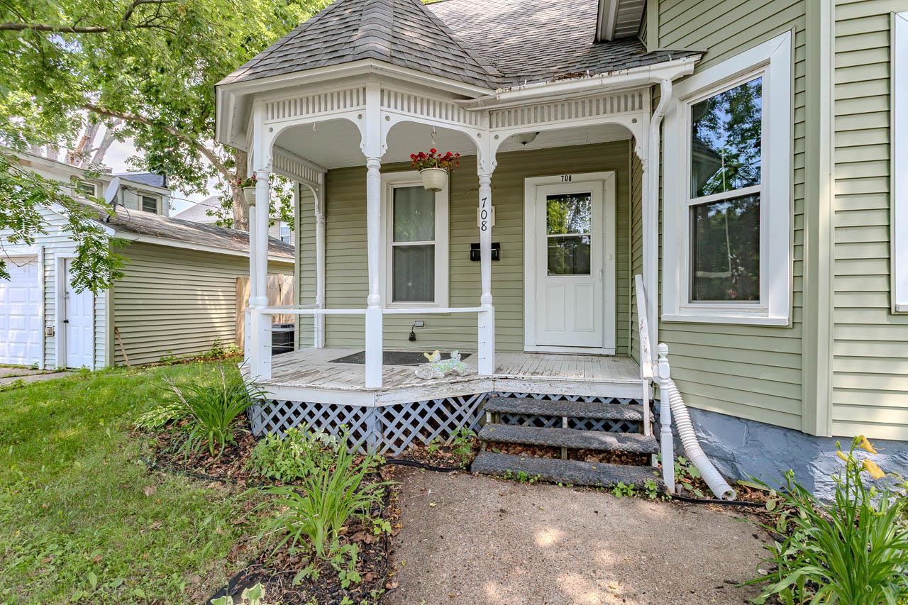 708 Mc Indoe Street Property Photo 4