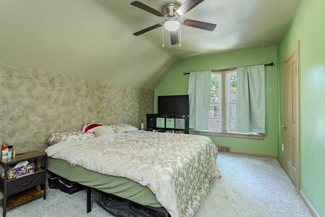 708 Mc Indoe Street Property Photo 18