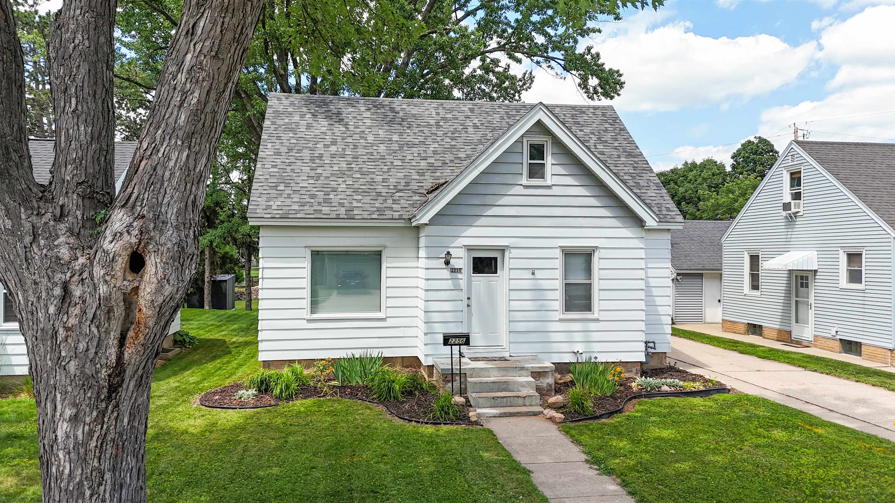 2256 Fourth Avenue Property Photo 30