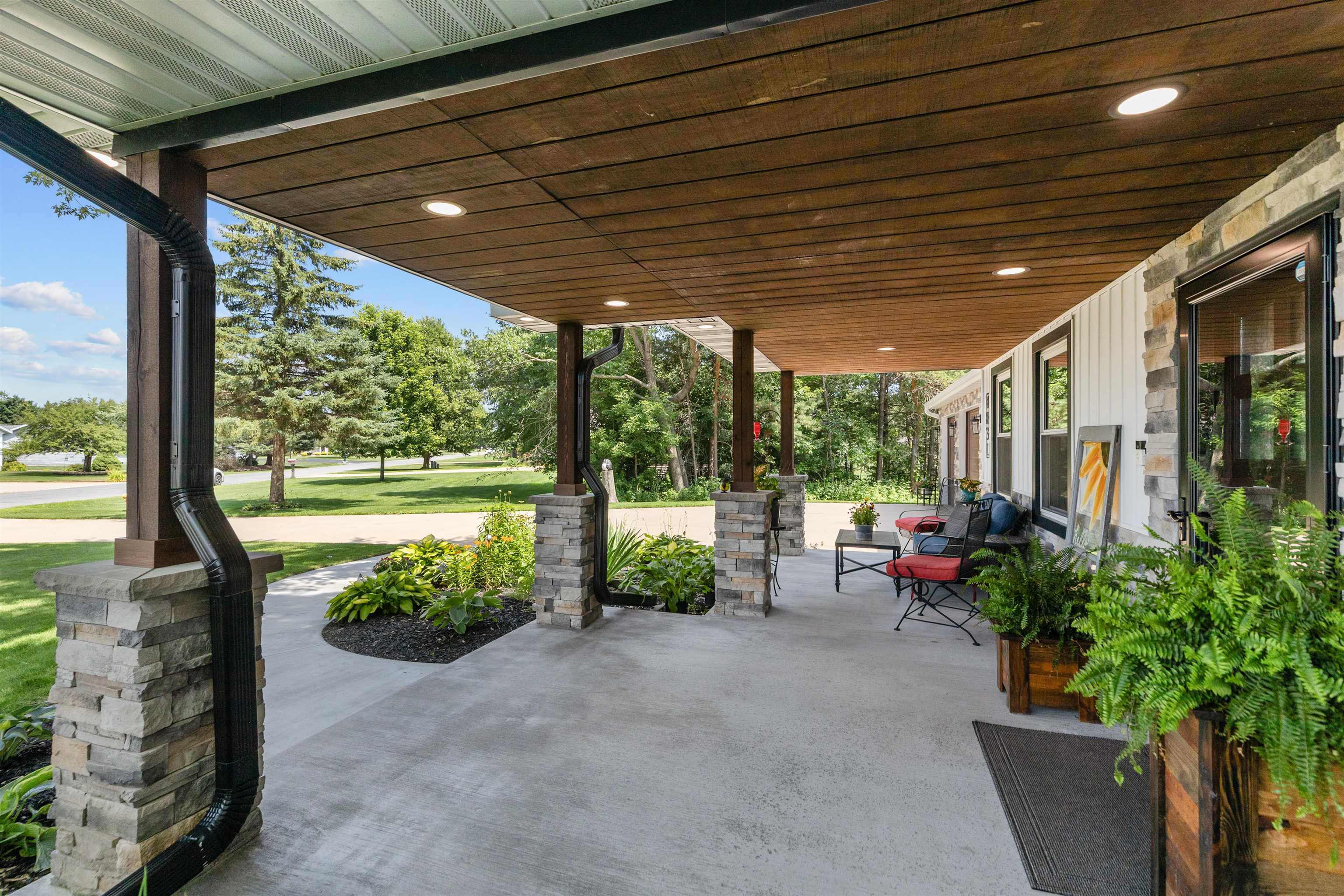 4831 Still Meadow Lane Property Photo 6