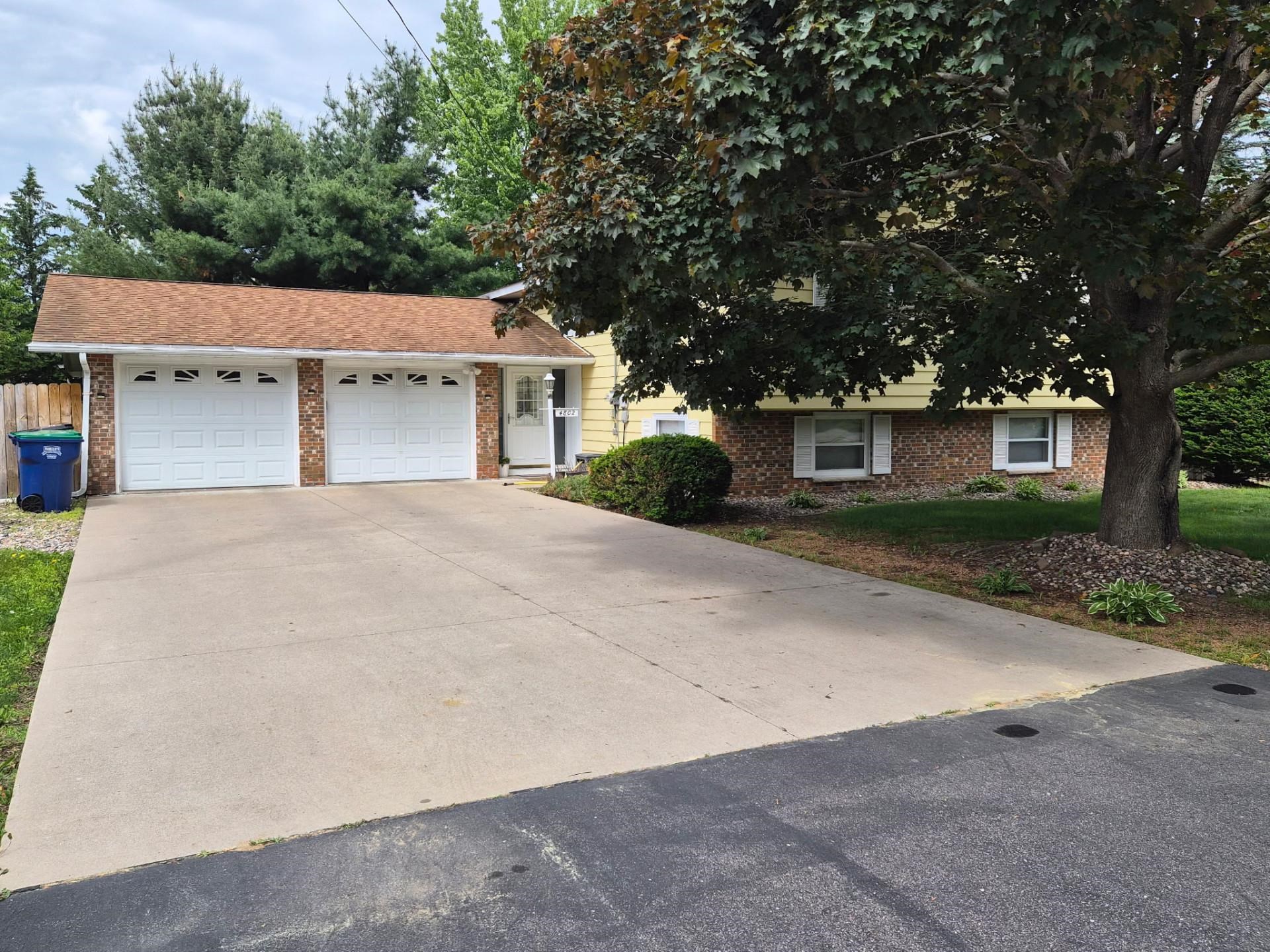 4802 Augustine Avenue Property Photo 1