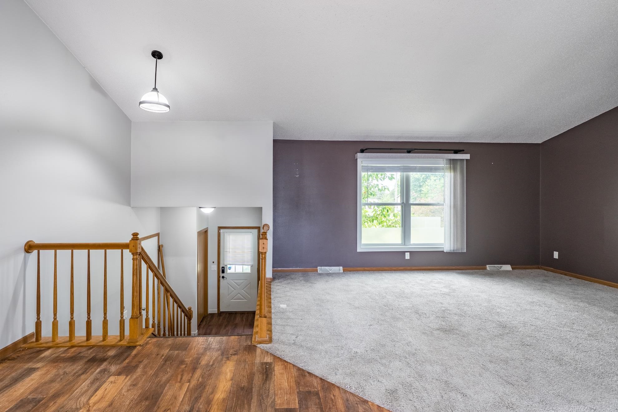 2104 Meadow Drive Property Photo 10