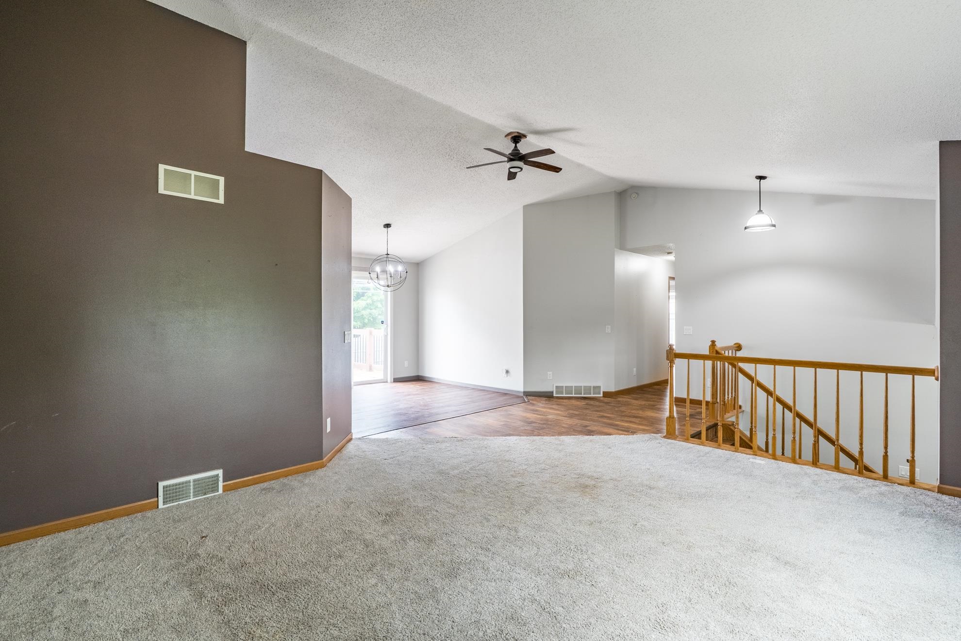 2104 Meadow Drive Property Photo 12