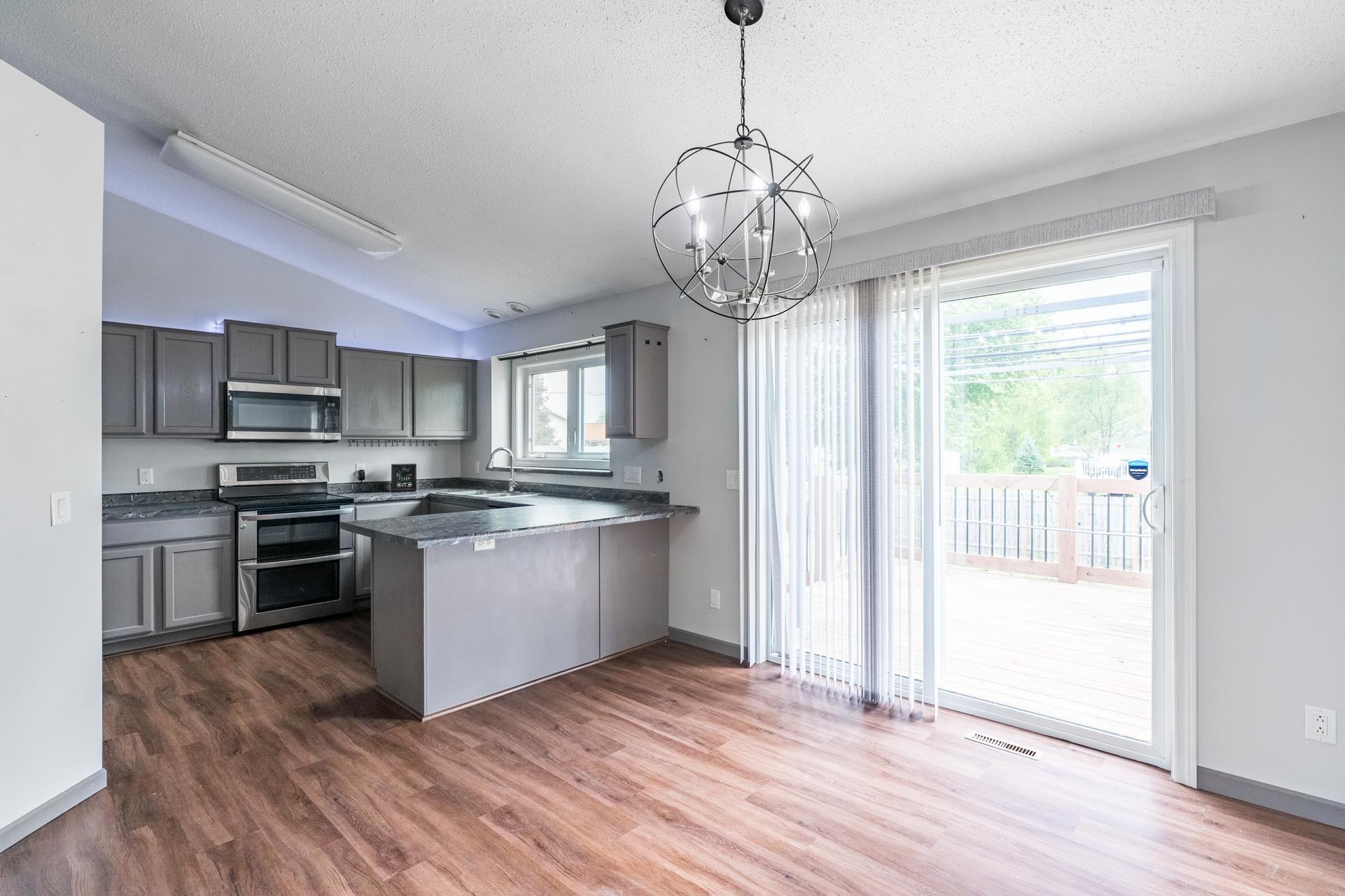2104 Meadow Drive Property Photo 13