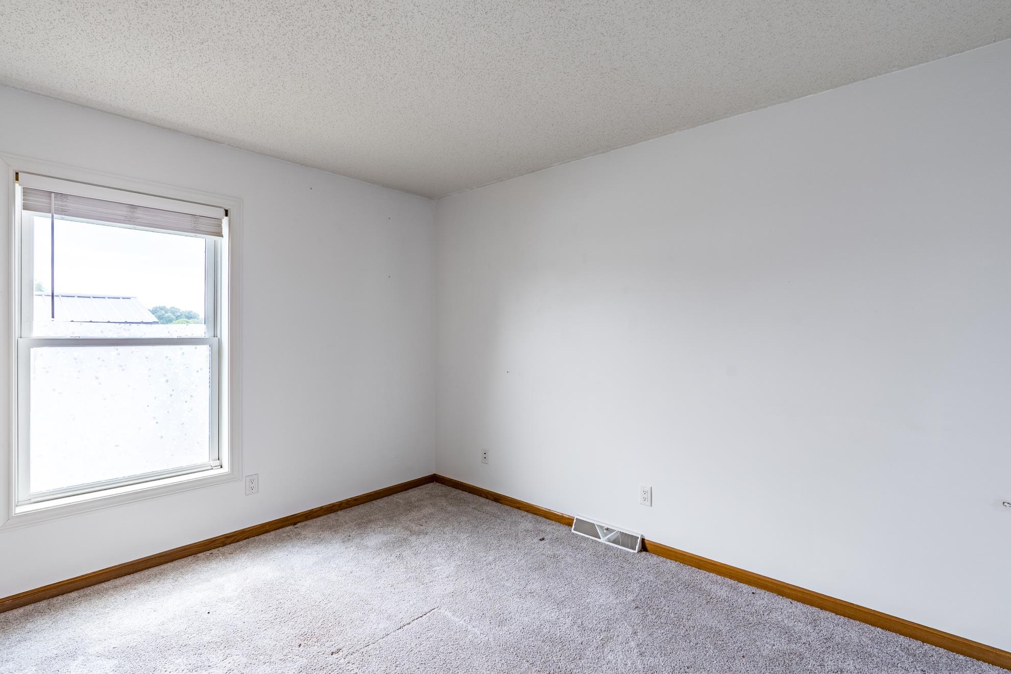 2104 Meadow Drive Property Photo 19