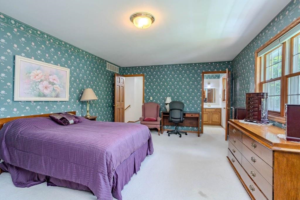 413 S Emerald Drive Property Photo 28