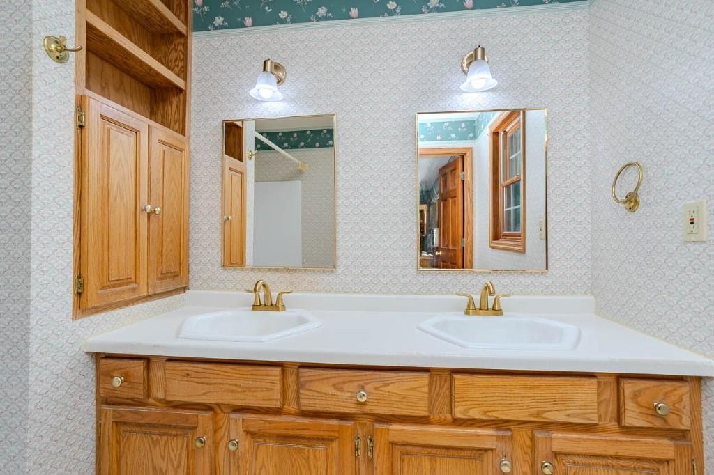 413 S Emerald Drive Property Photo 31