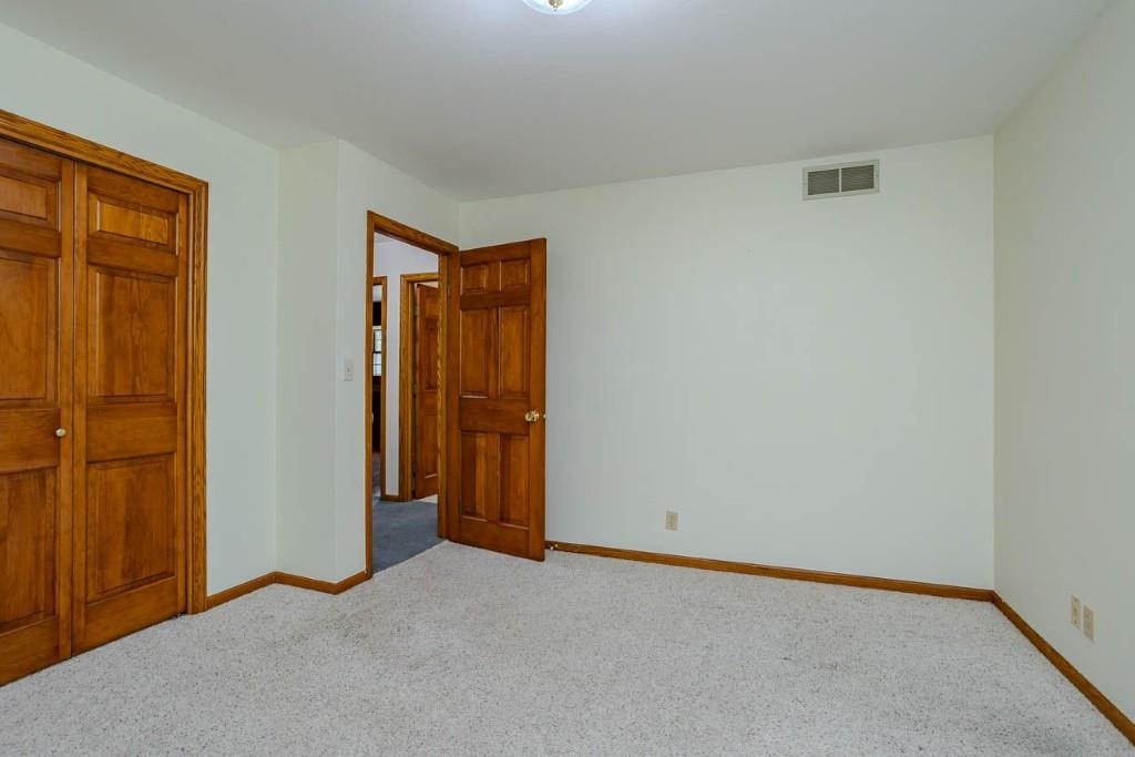 413 S Emerald Drive Property Photo 38
