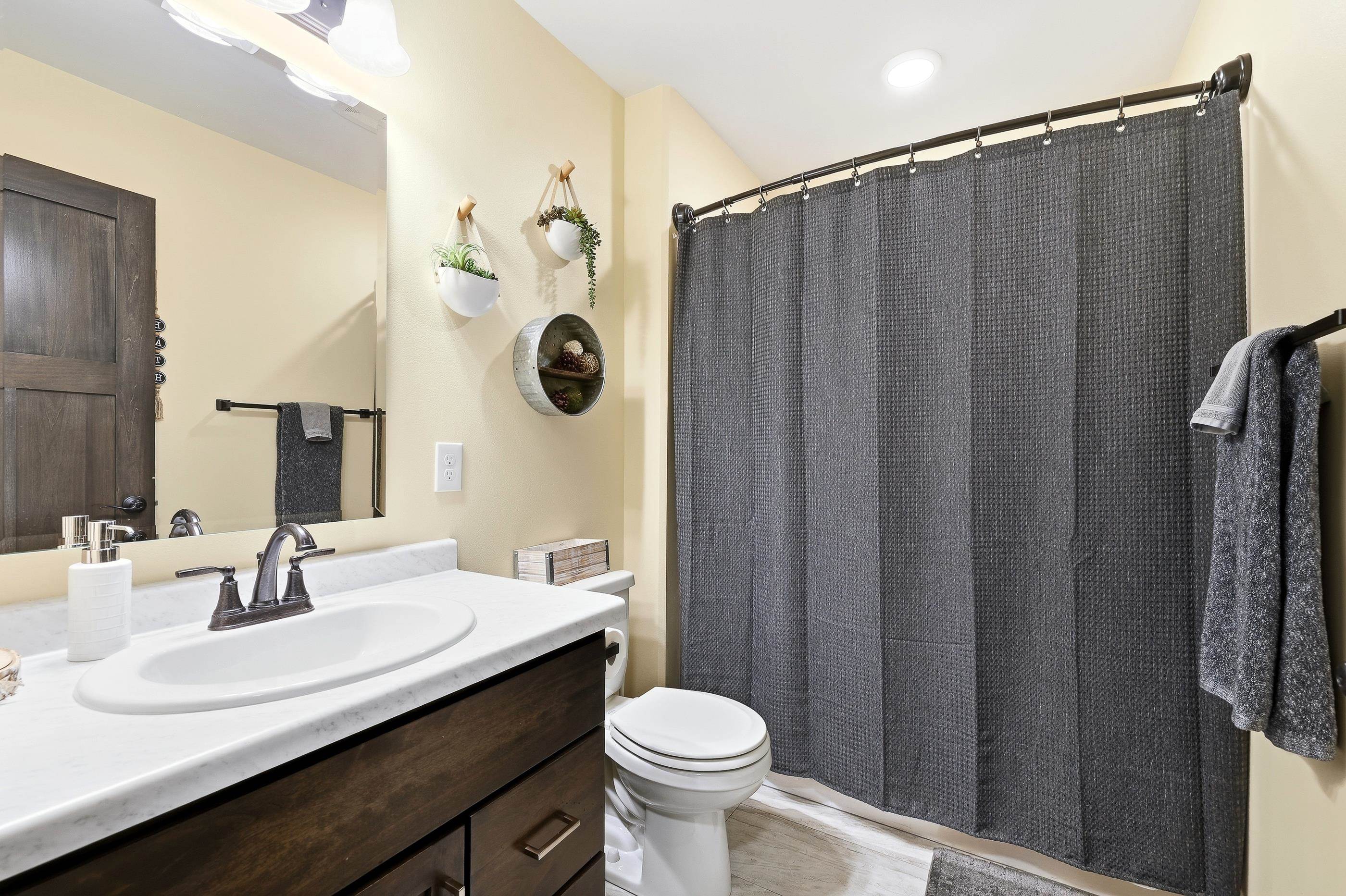 2375 Chesterfield Drive Property Photo 25