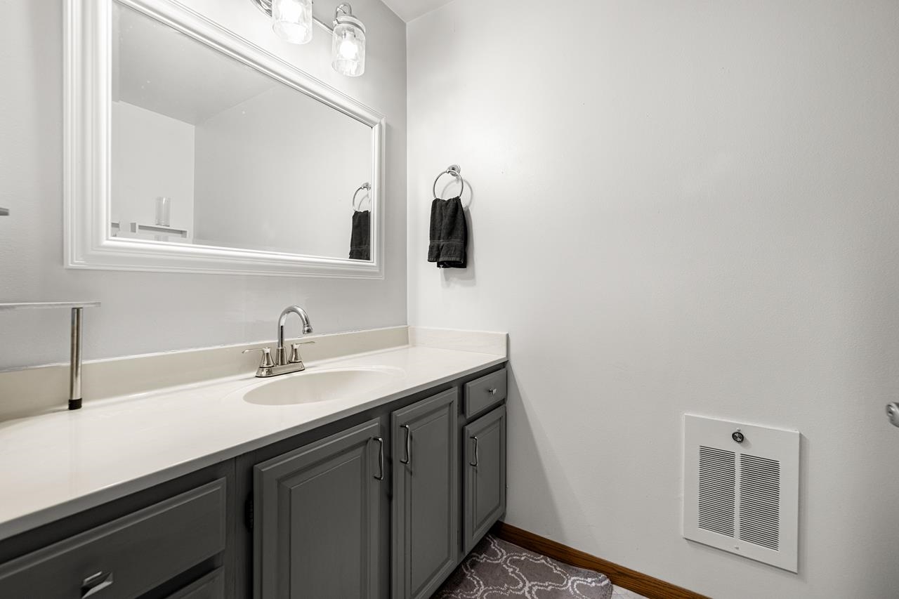 1212 Grand Avenue Property Photo 20