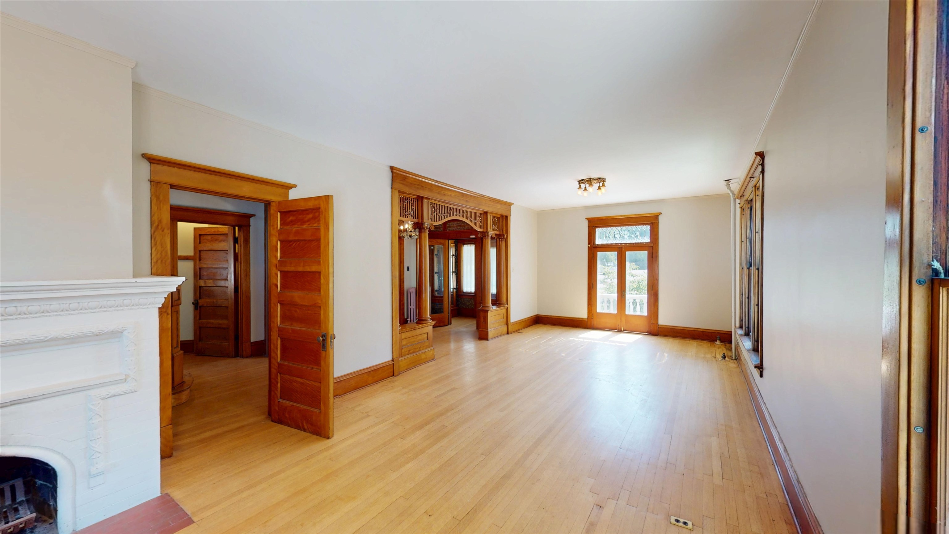 208 S Cherry Avenue Property Photo 16