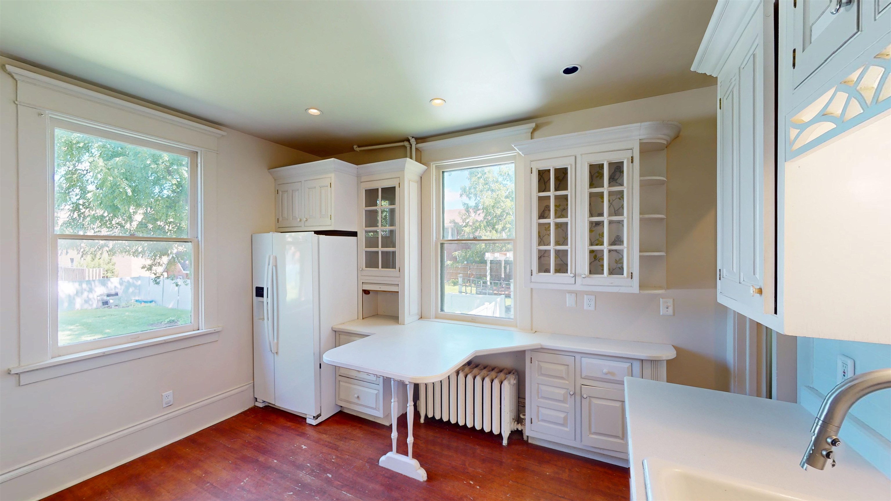 208 S Cherry Avenue Property Photo 22