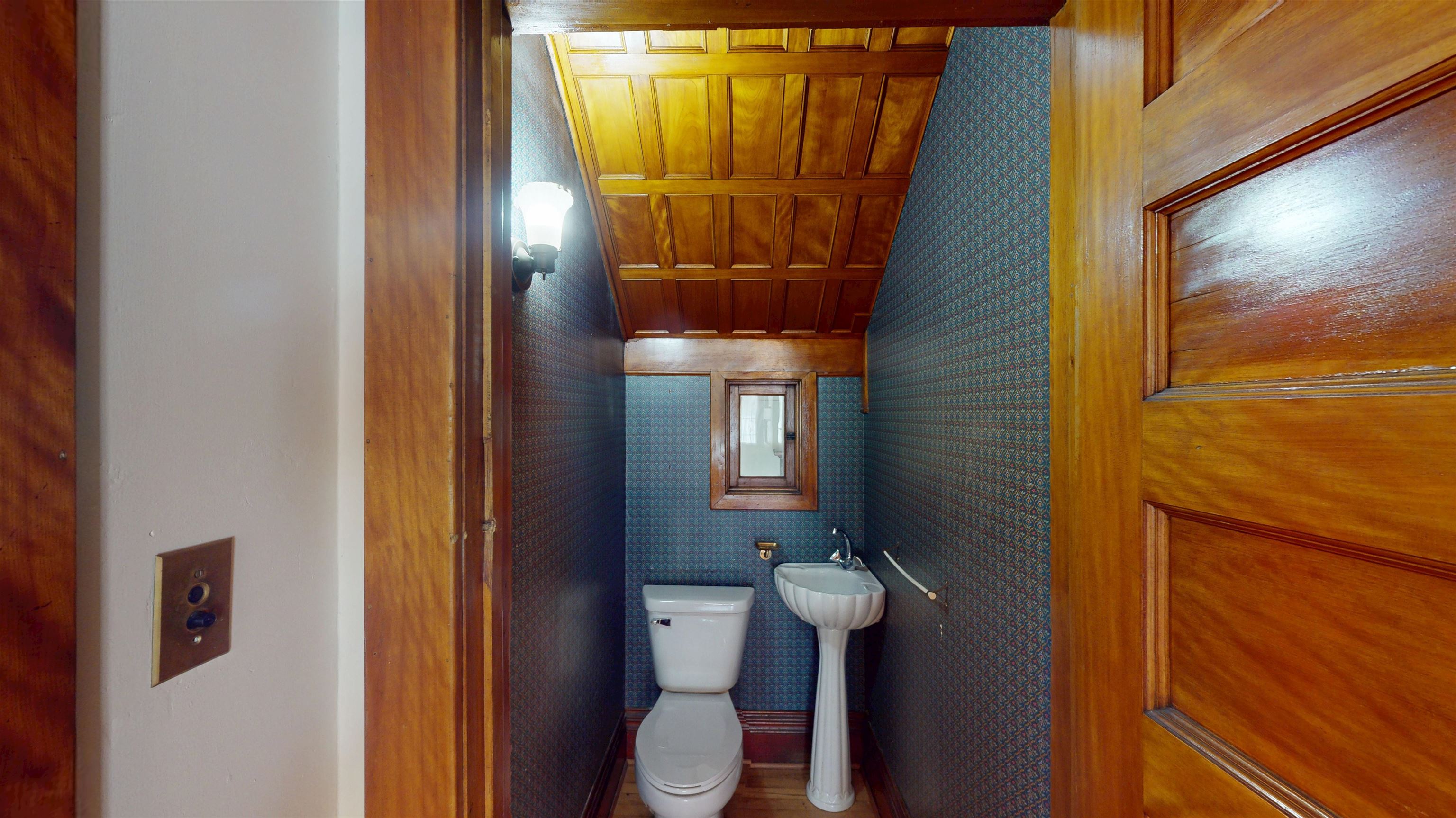 208 S Cherry Avenue Property Photo 25