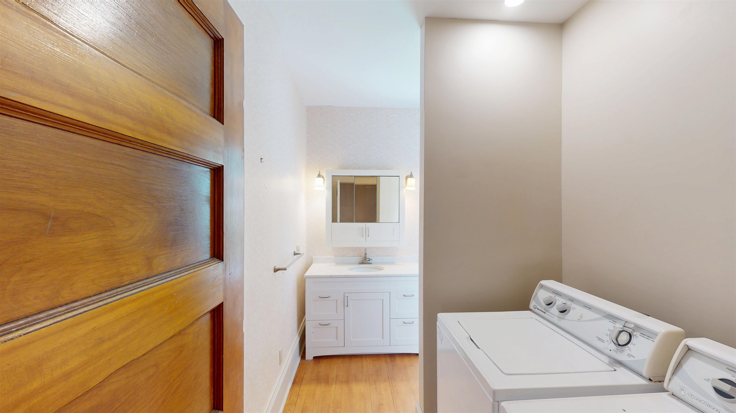 208 S Cherry Avenue Property Photo 40