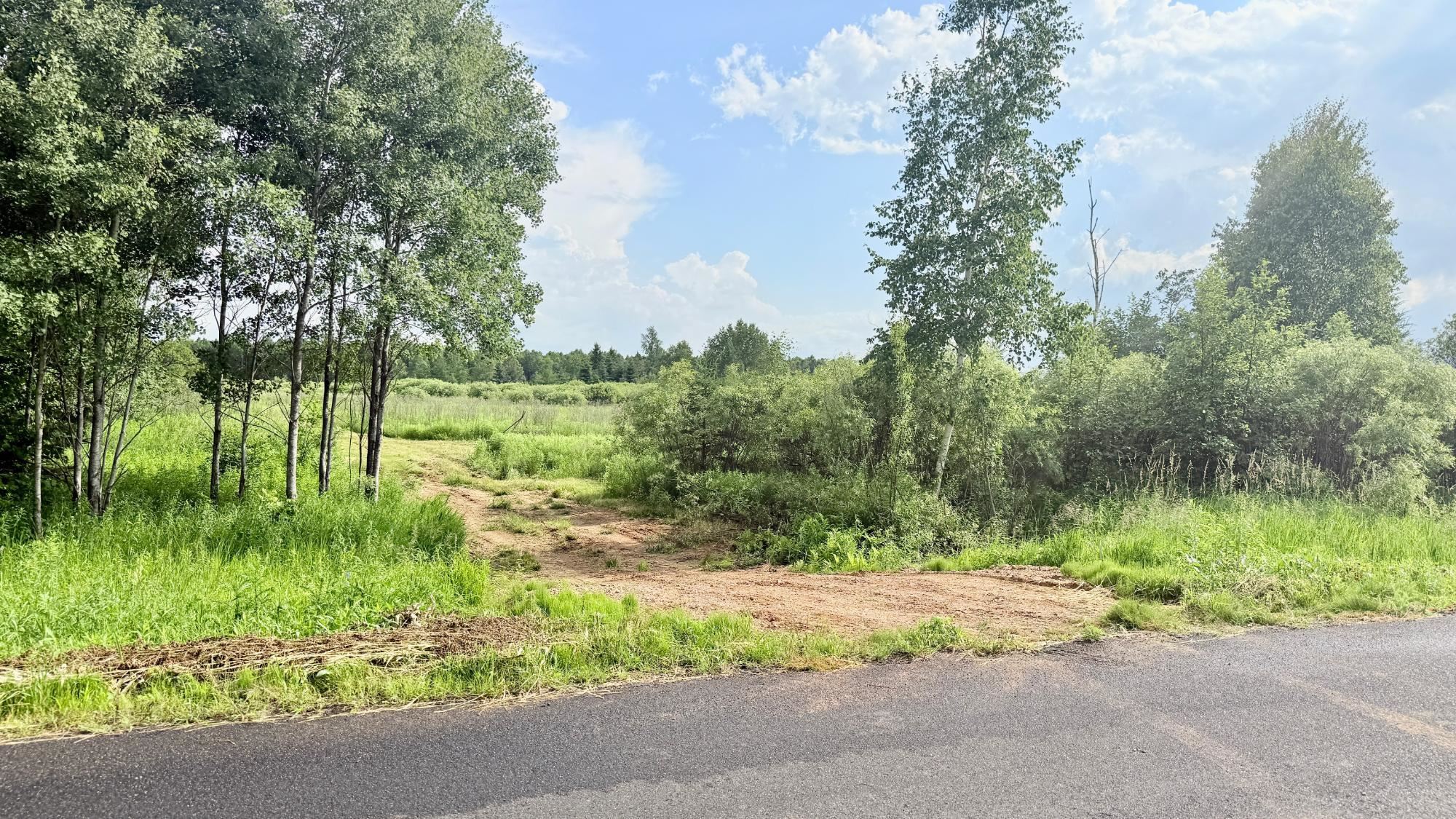 On Rangeline Road Property Photo 6
