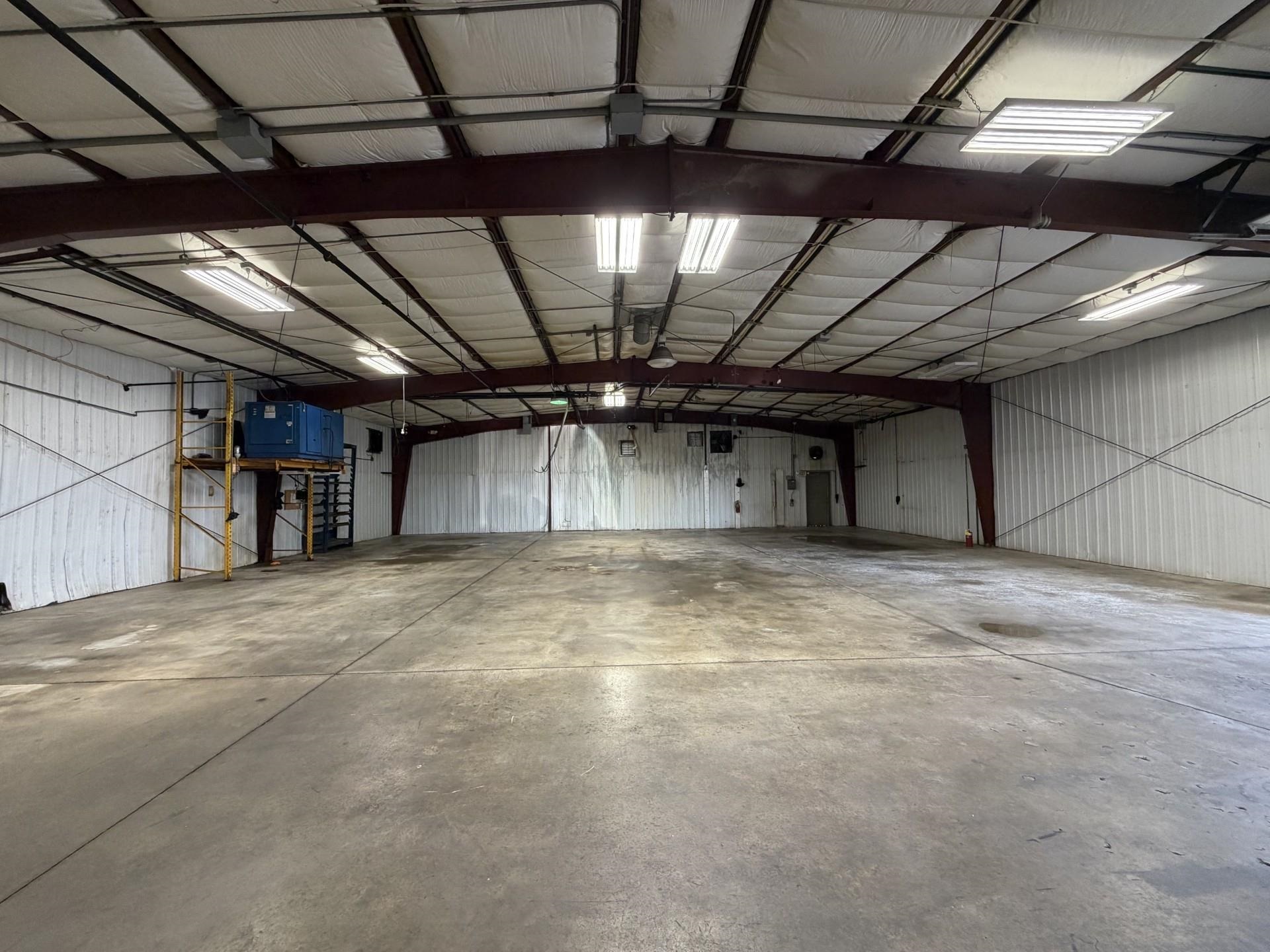 2000 Industrial Park Road Property Photo 7