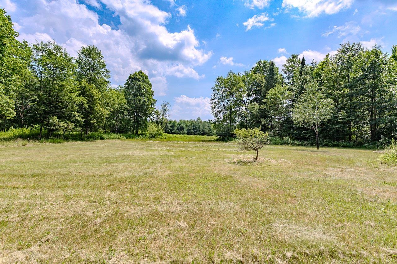 N7096 Grundy Road Property Photo 12
