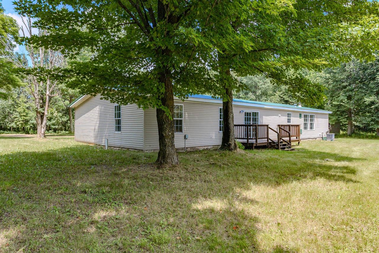N7096 Grundy Road Property Photo 15