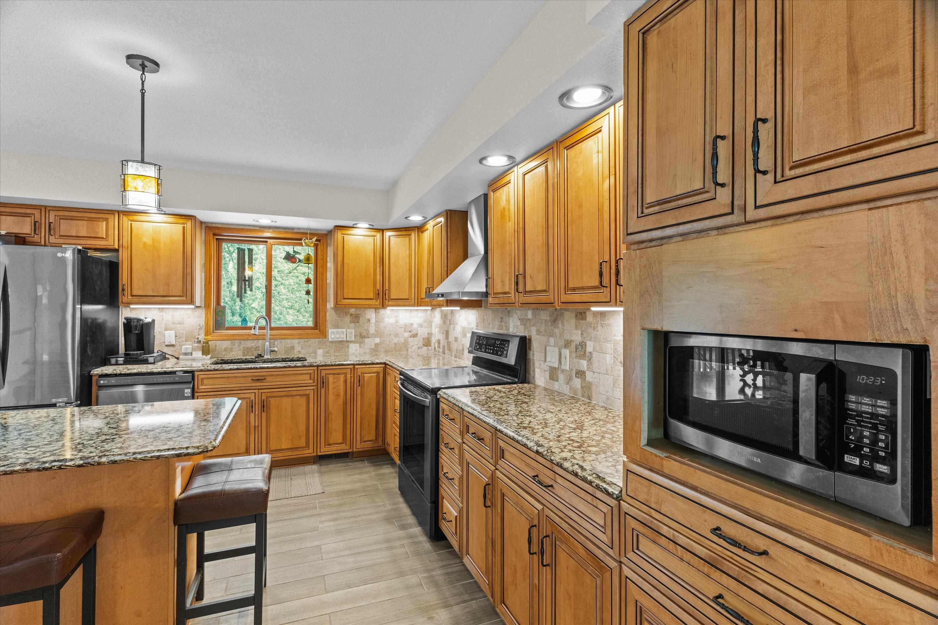 1407 S Washington Avenue Property Photo 9