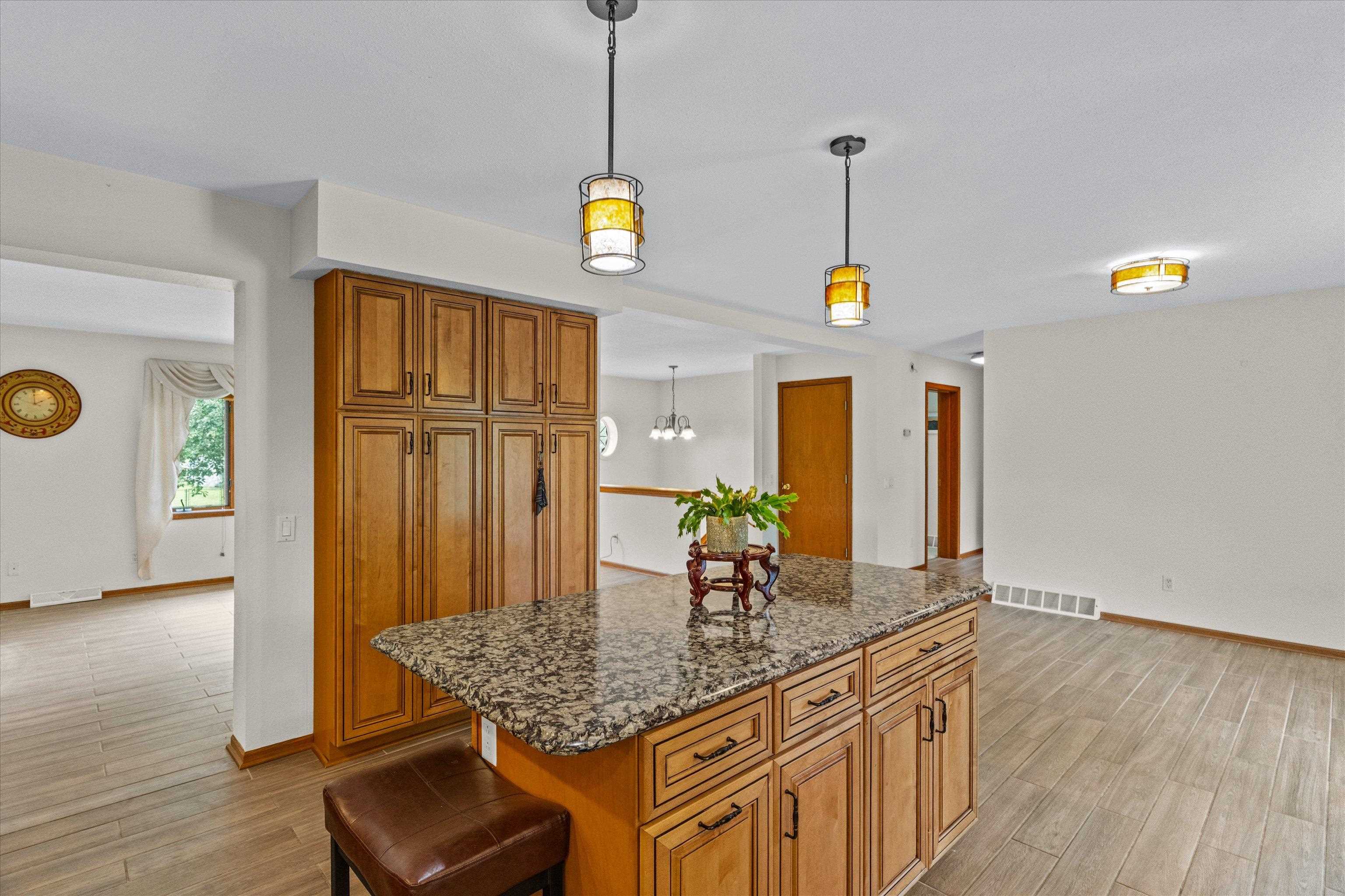 1407 S Washington Avenue Property Photo 12