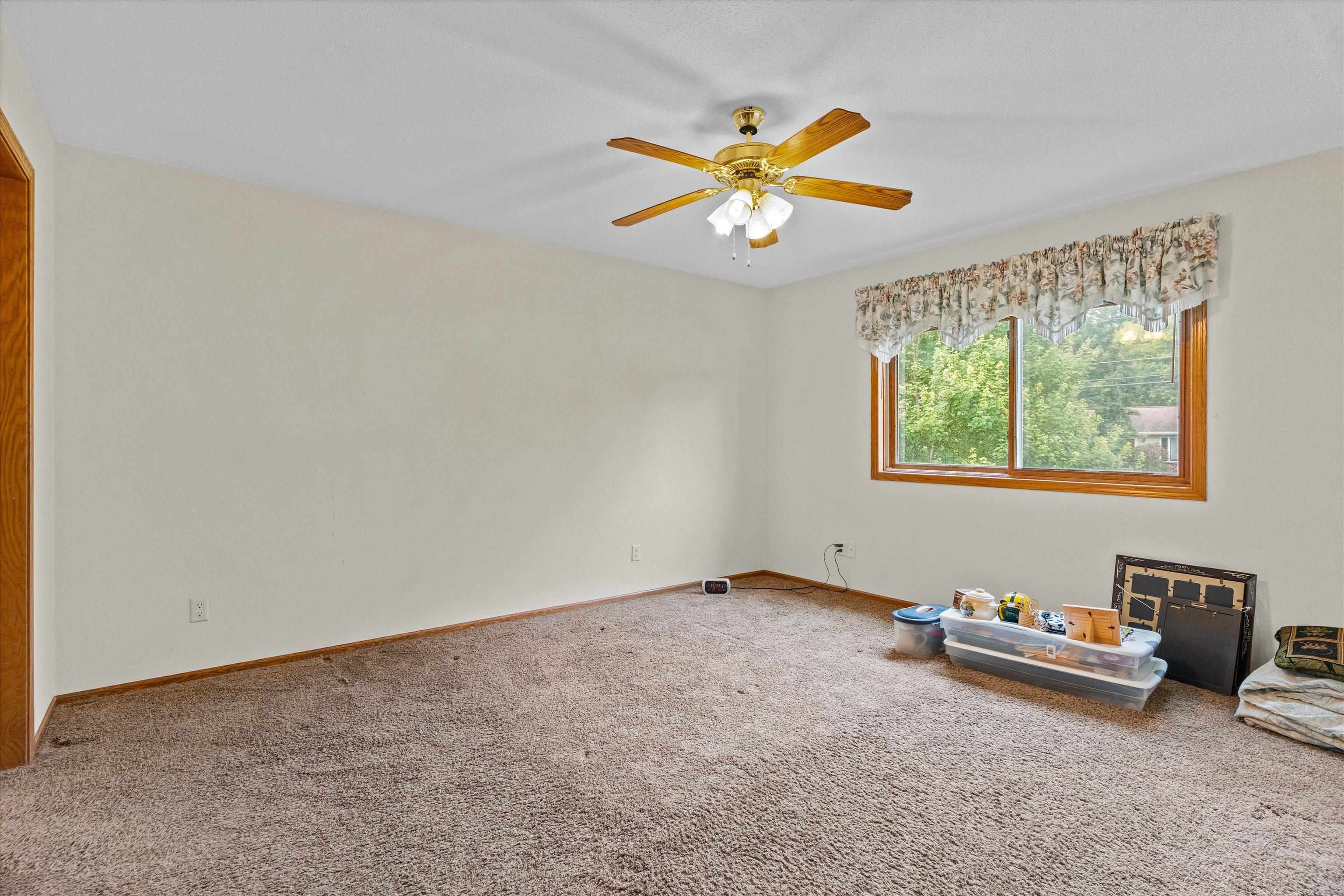 1407 S Washington Avenue Property Photo 16