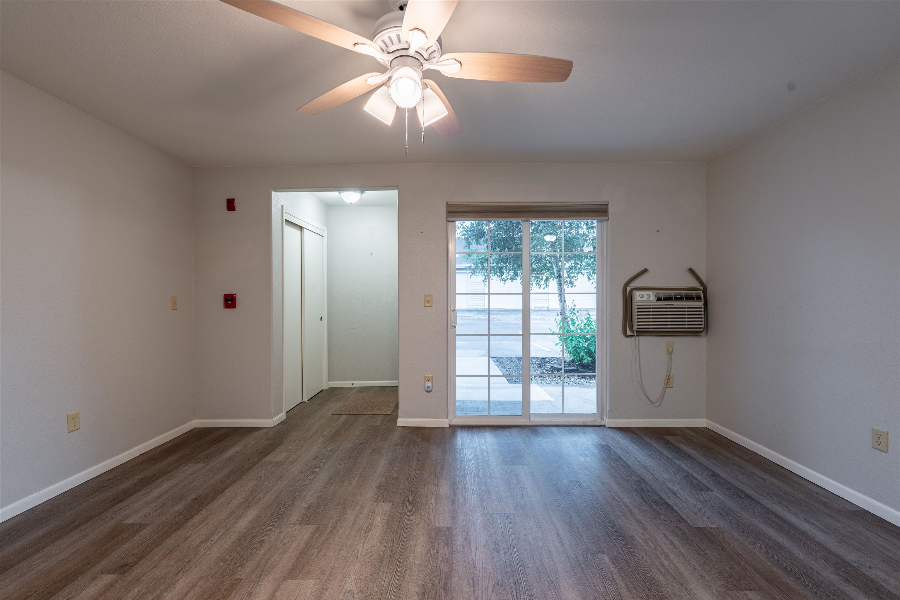 7410 Whitespire Road Property Photo 6