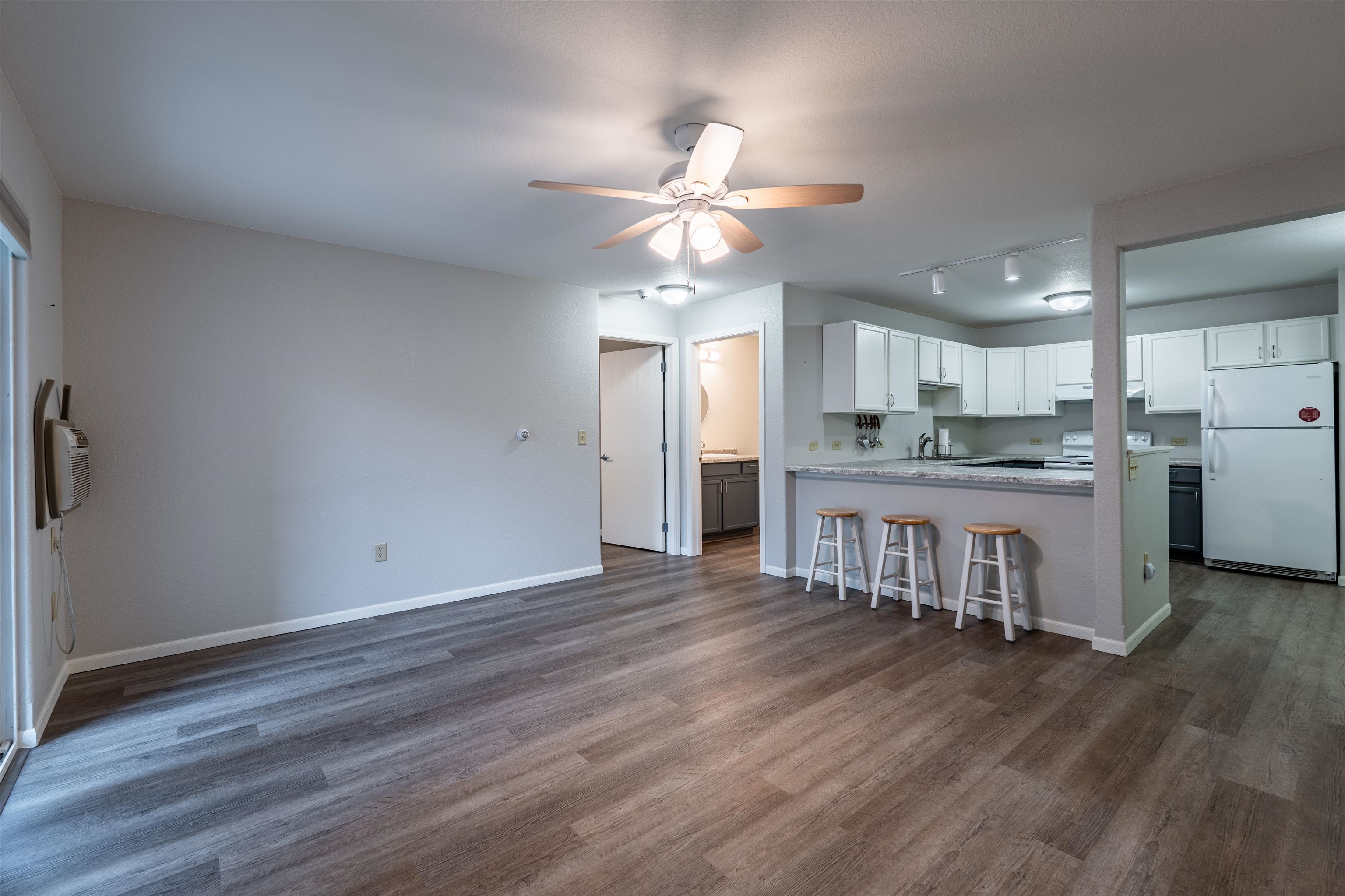 7410 Whitespire Road Property Photo 8