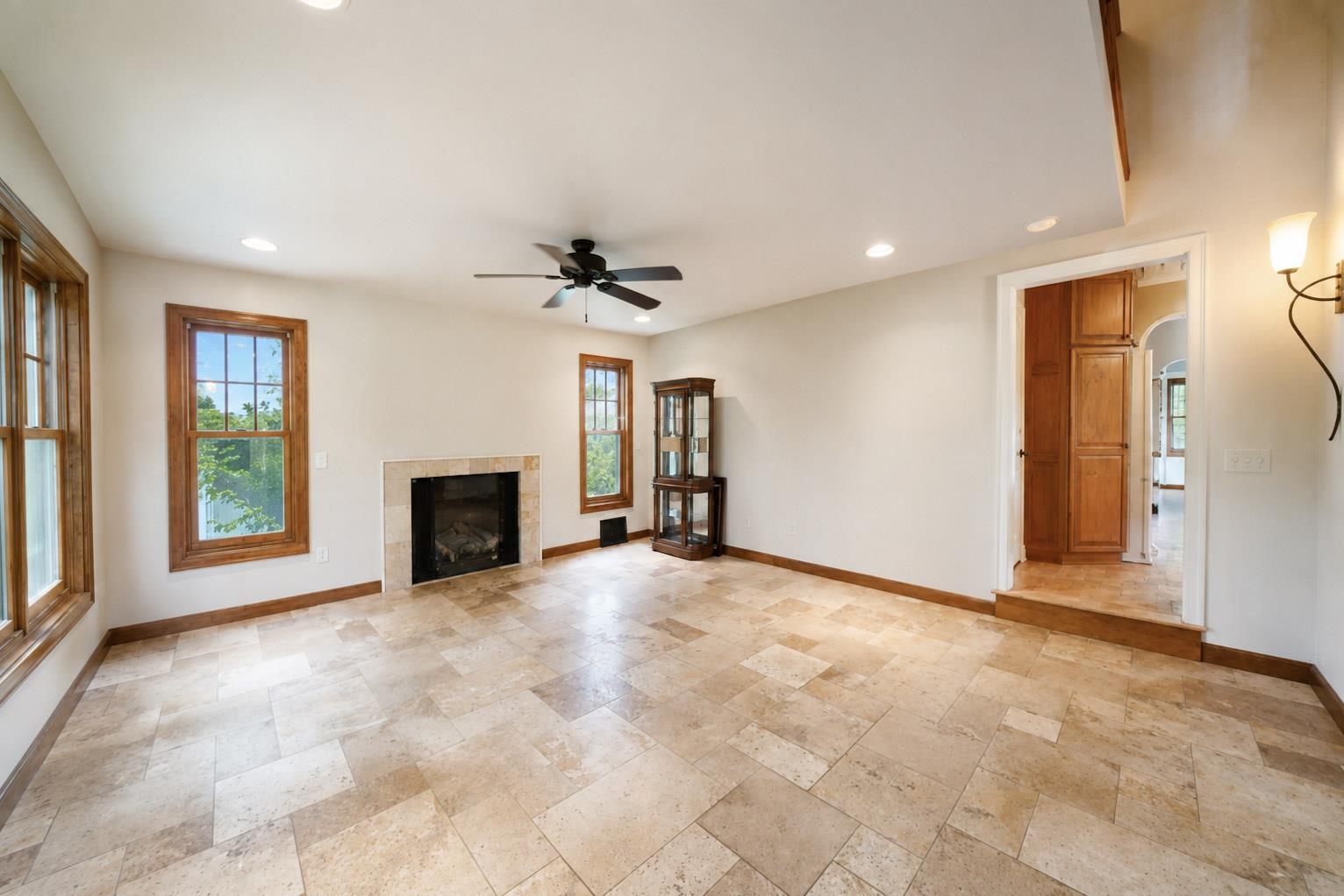 1018 Golf Club Road Property Photo 6