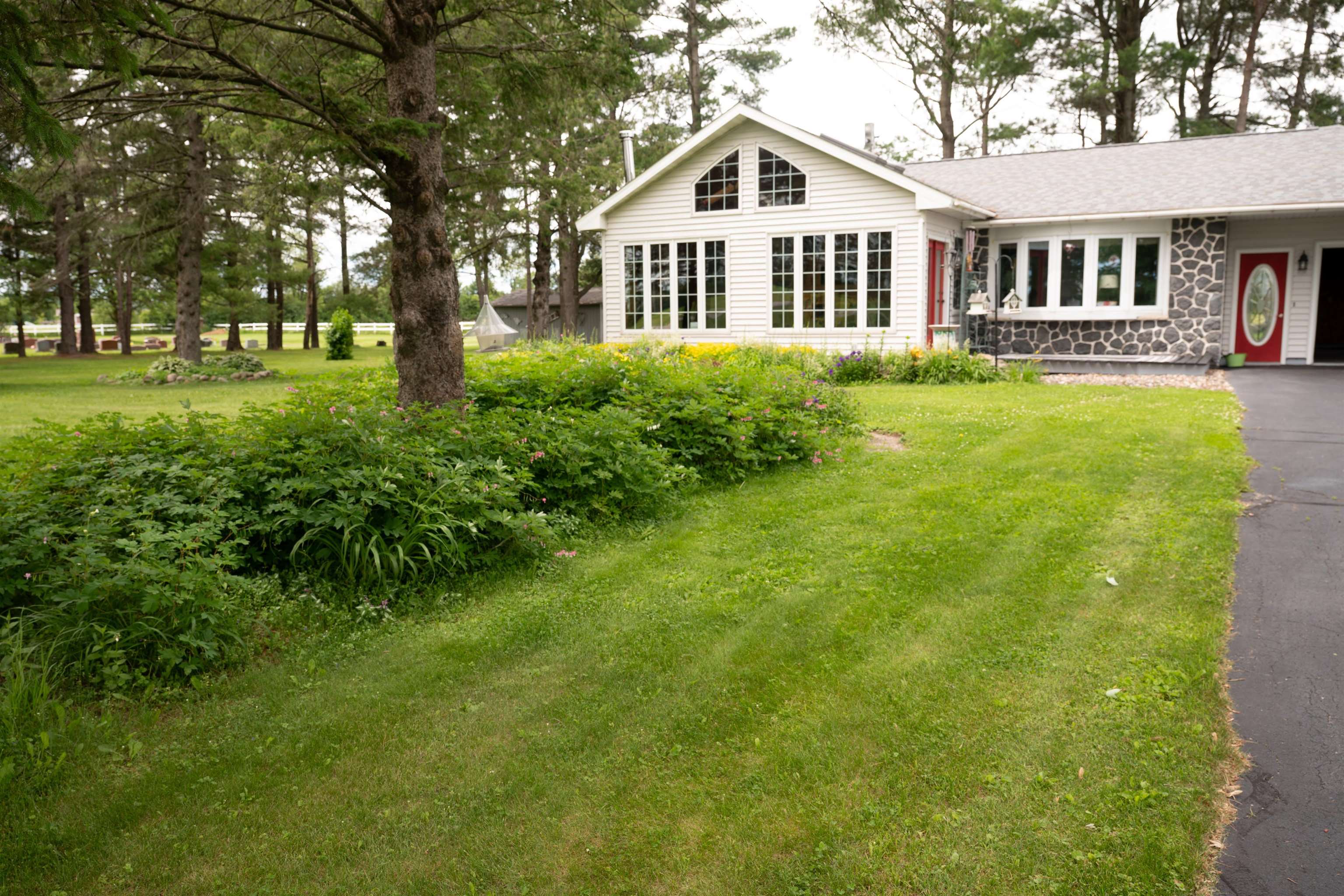 171112 County Road N Property Photo 1