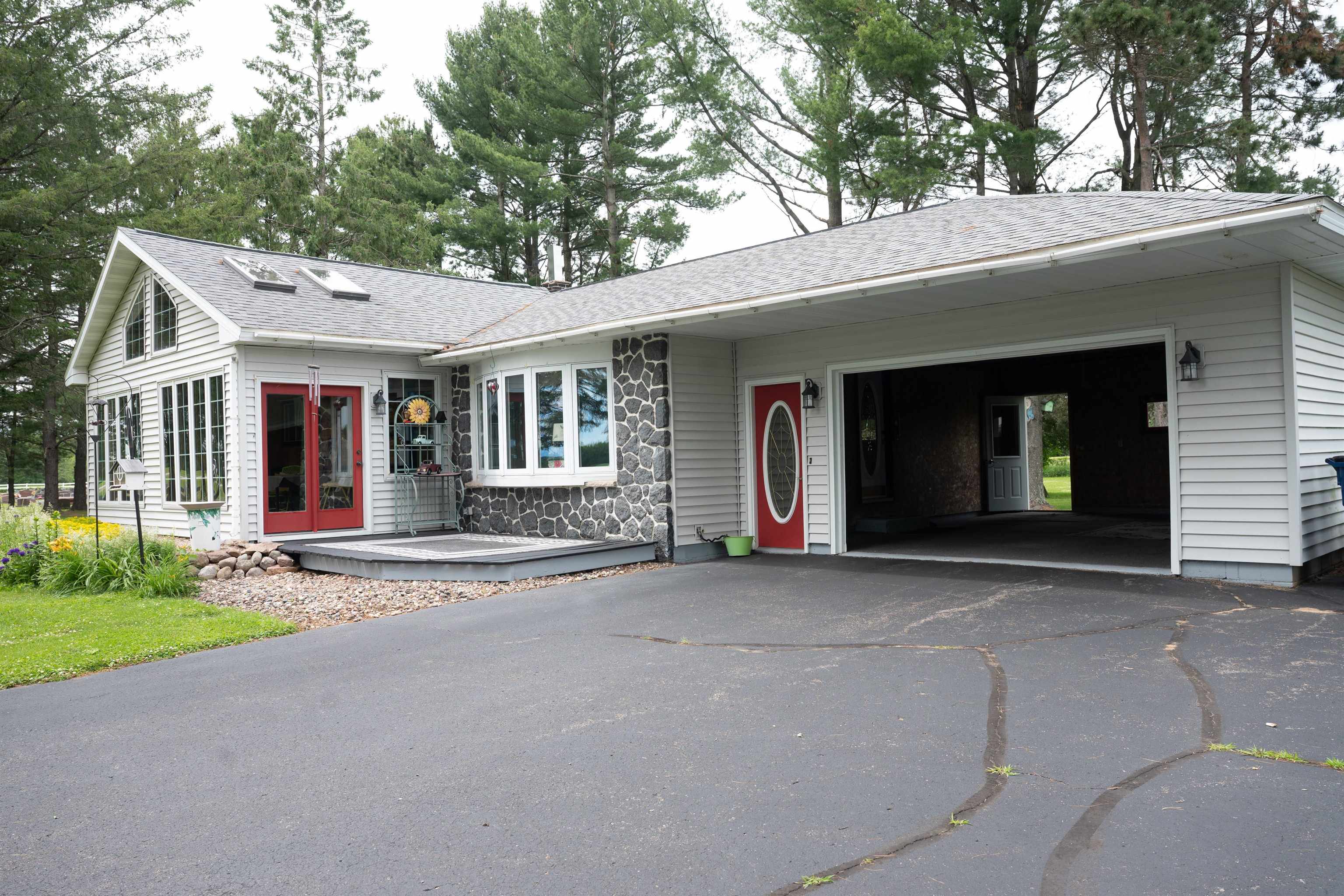171112 County Road N Property Photo 3