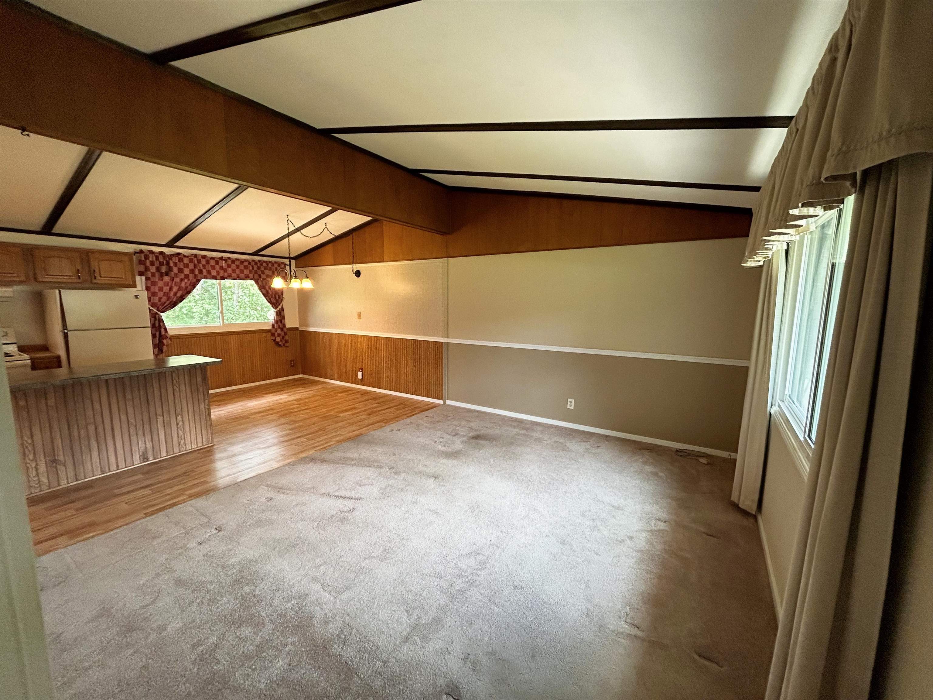 6541 Helke Road Property Photo 3