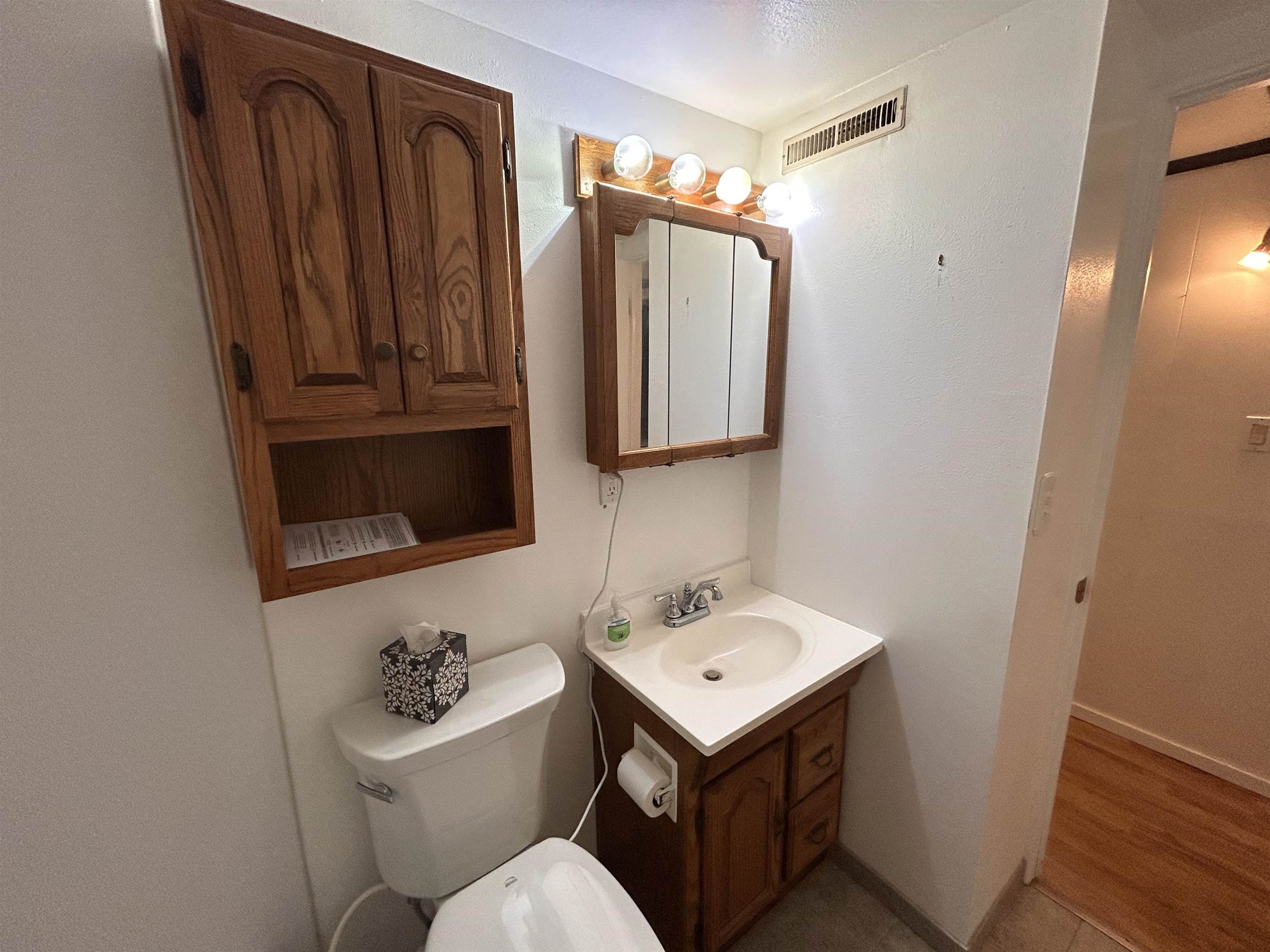 6541 Helke Road Property Photo 10