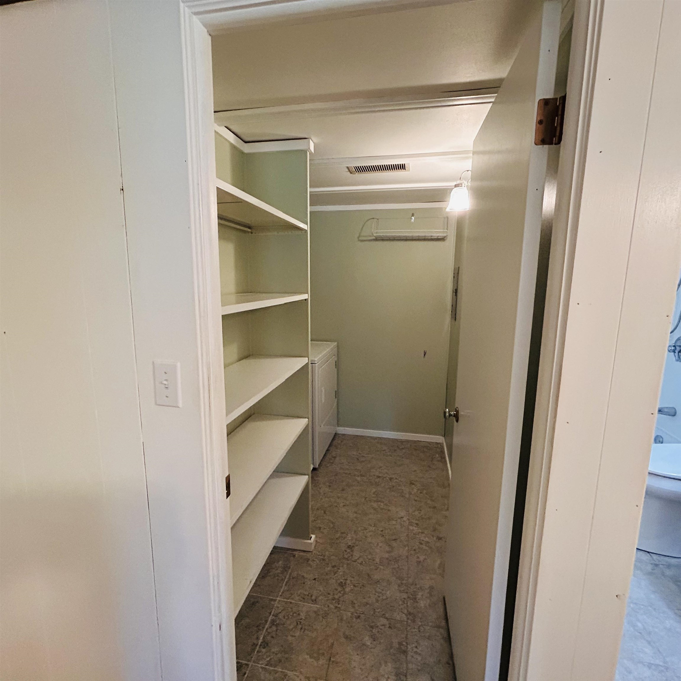 6541 Helke Road Property Photo 13
