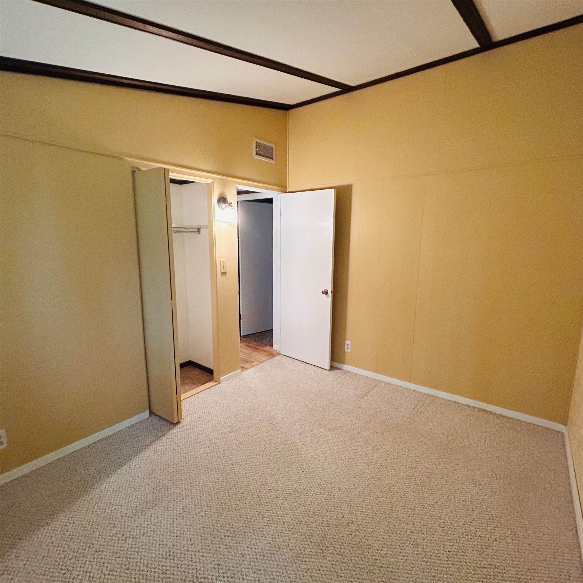 6541 Helke Road Property Photo 14