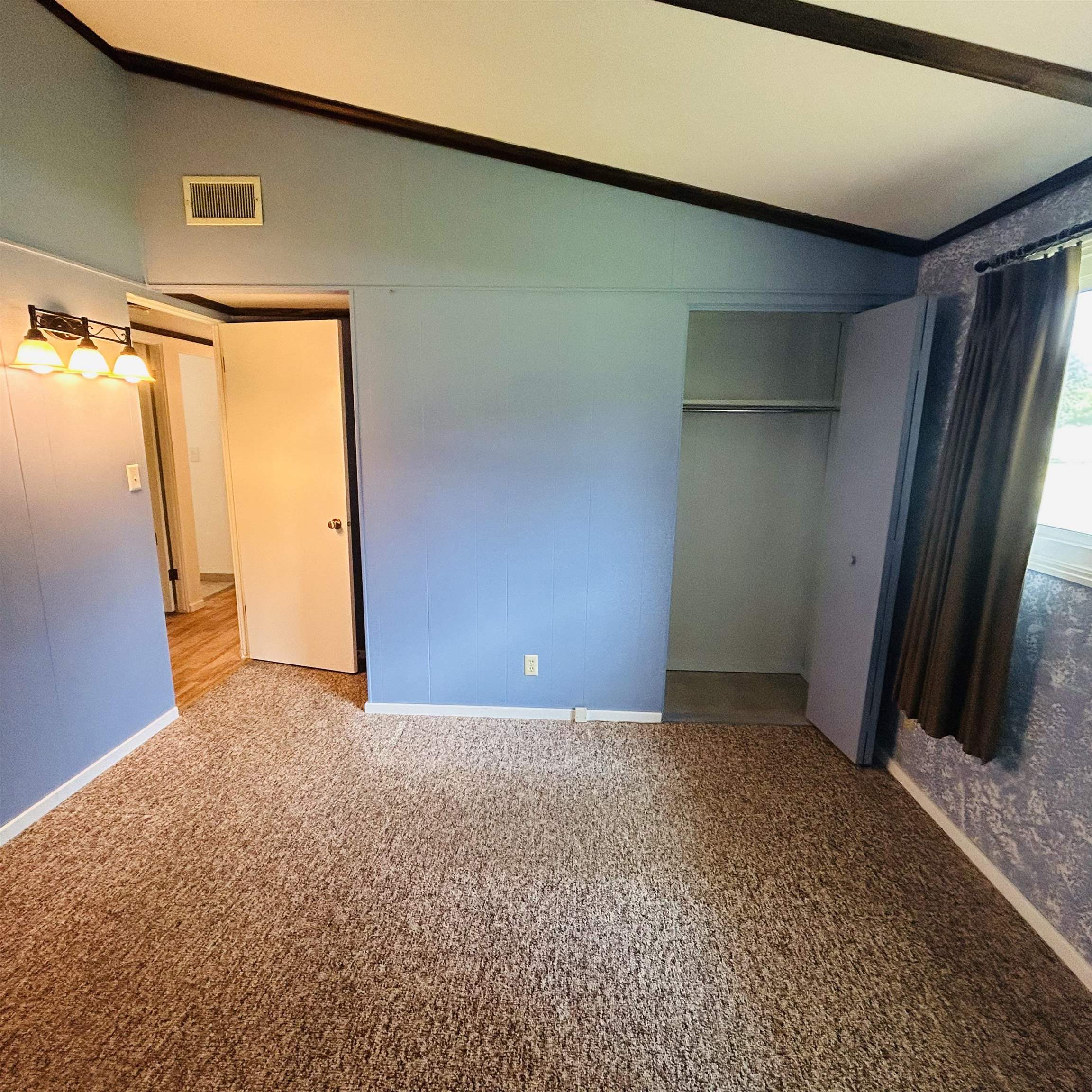 6541 Helke Road Property Photo 19