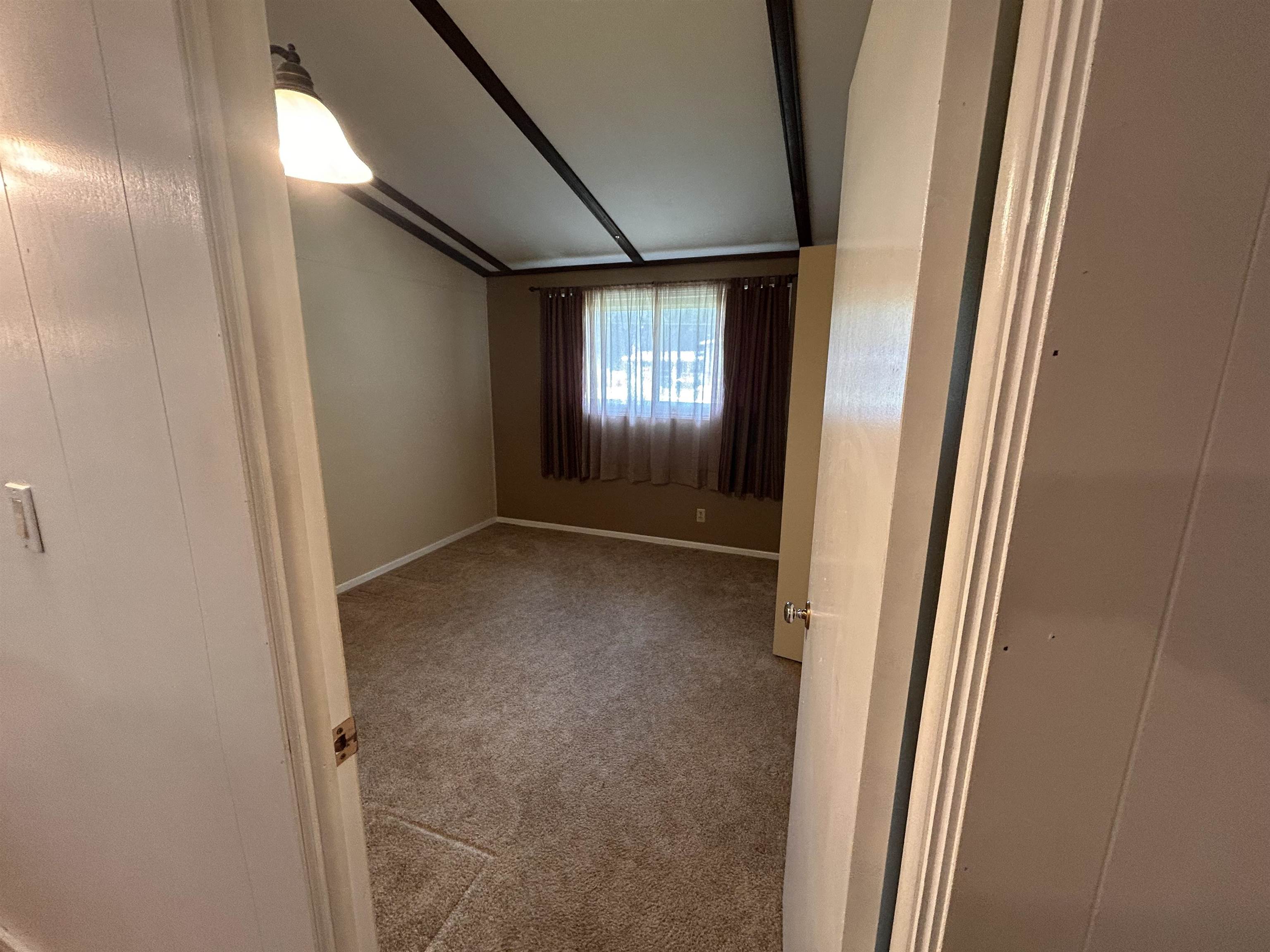 6541 Helke Road Property Photo 21