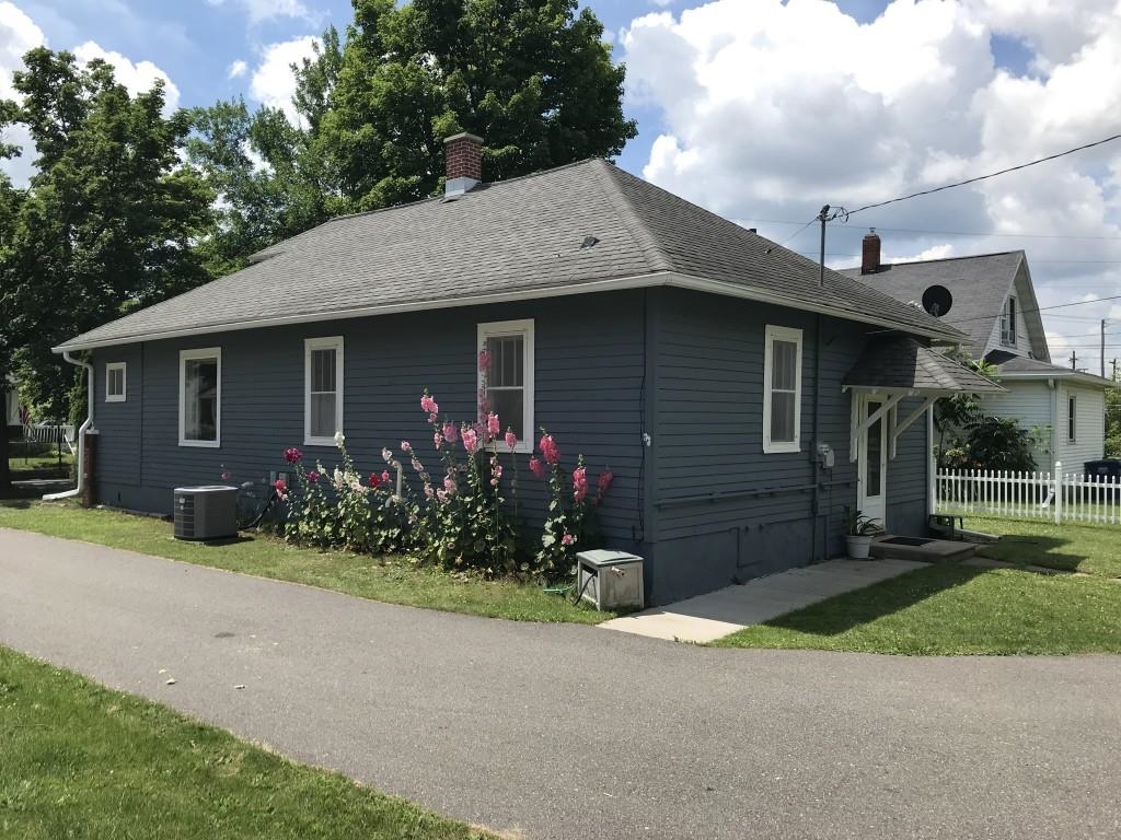 814 Single Avenue Property Photo 4
