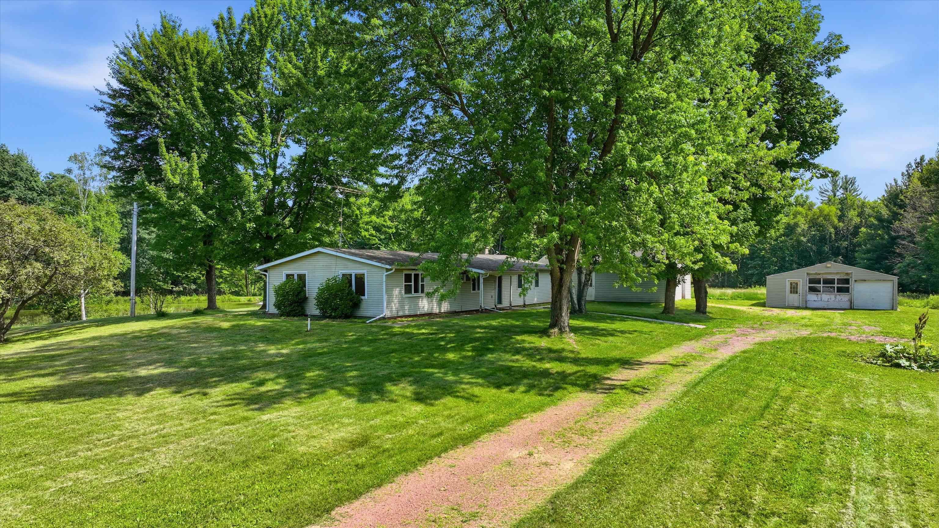 11555 Eisenhower Drive Property Photo 1