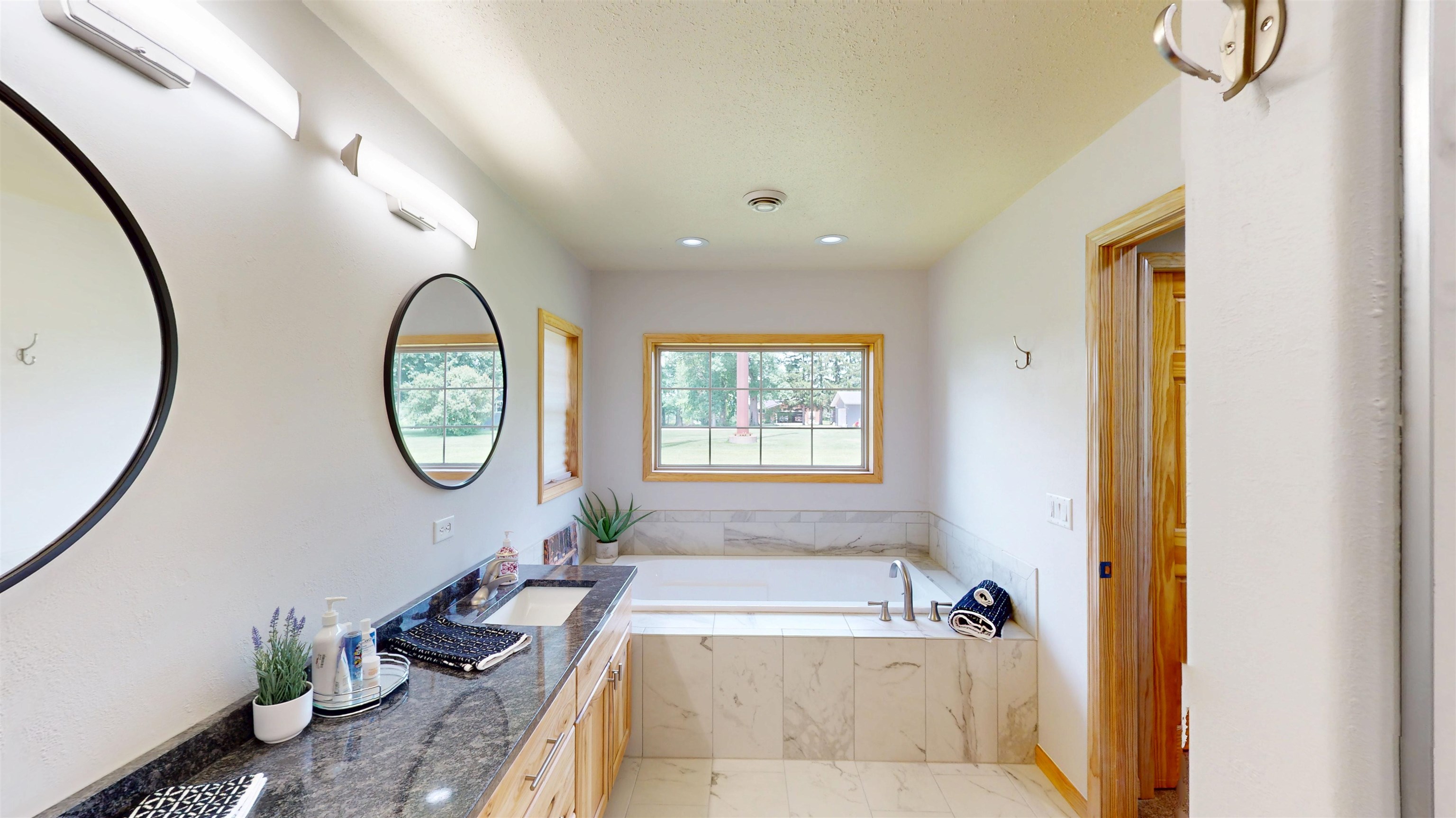 9588 S Washington Avenue Property Photo 34