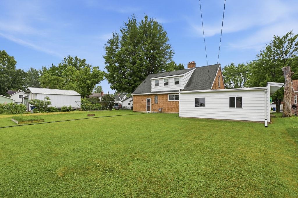 213115 State Highway 97 Property Photo 6