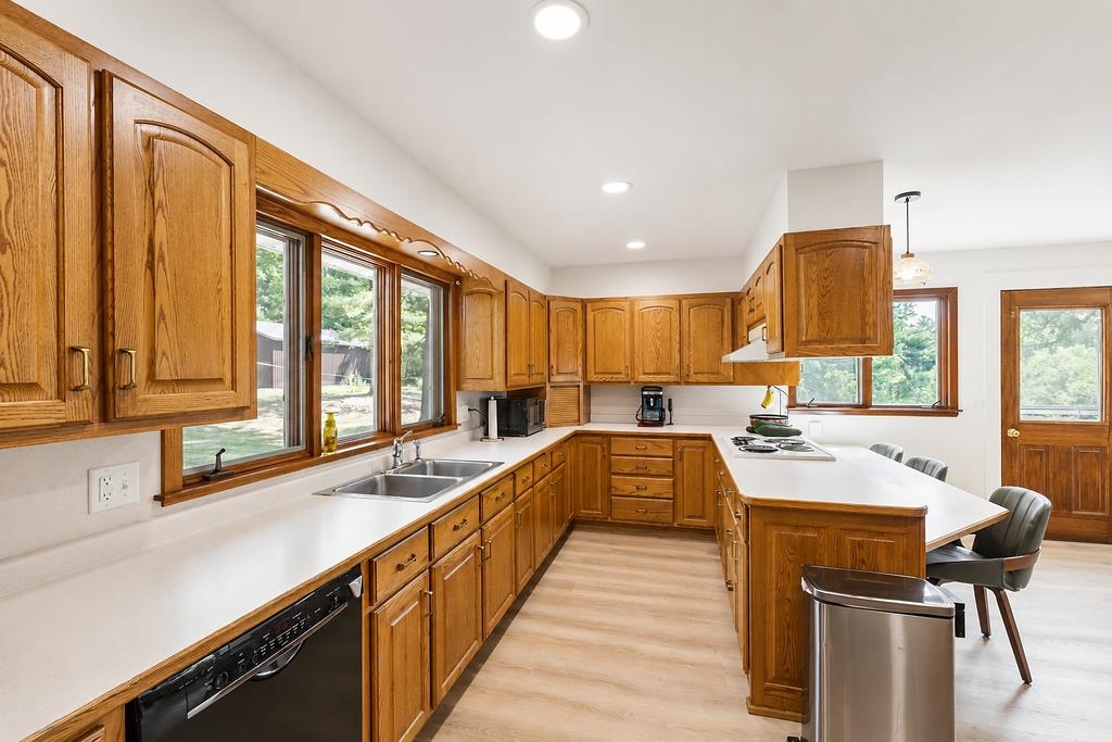 8120 Grove Avenue Property Photo 8