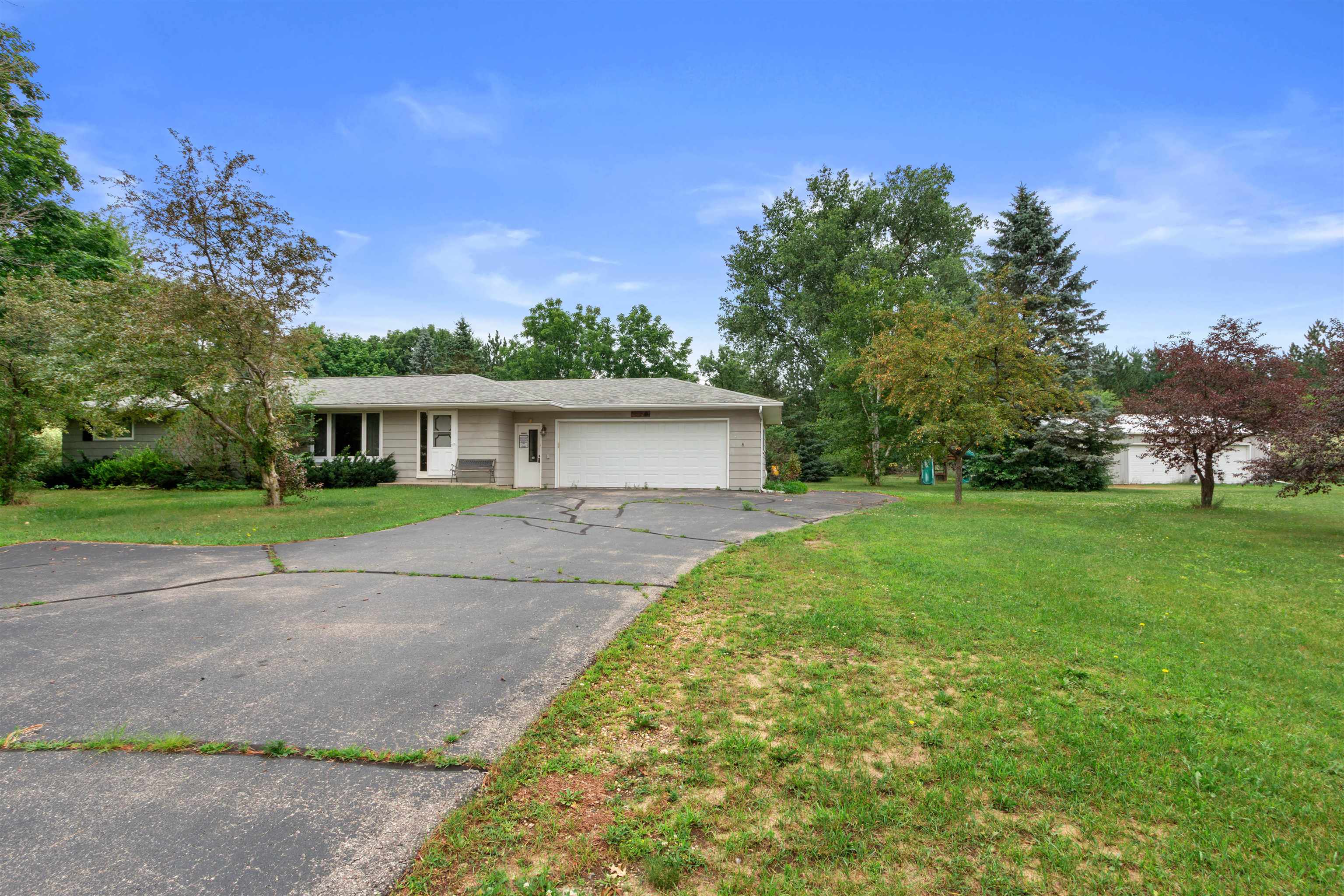 W11218 Highway 73 Property Photo 2