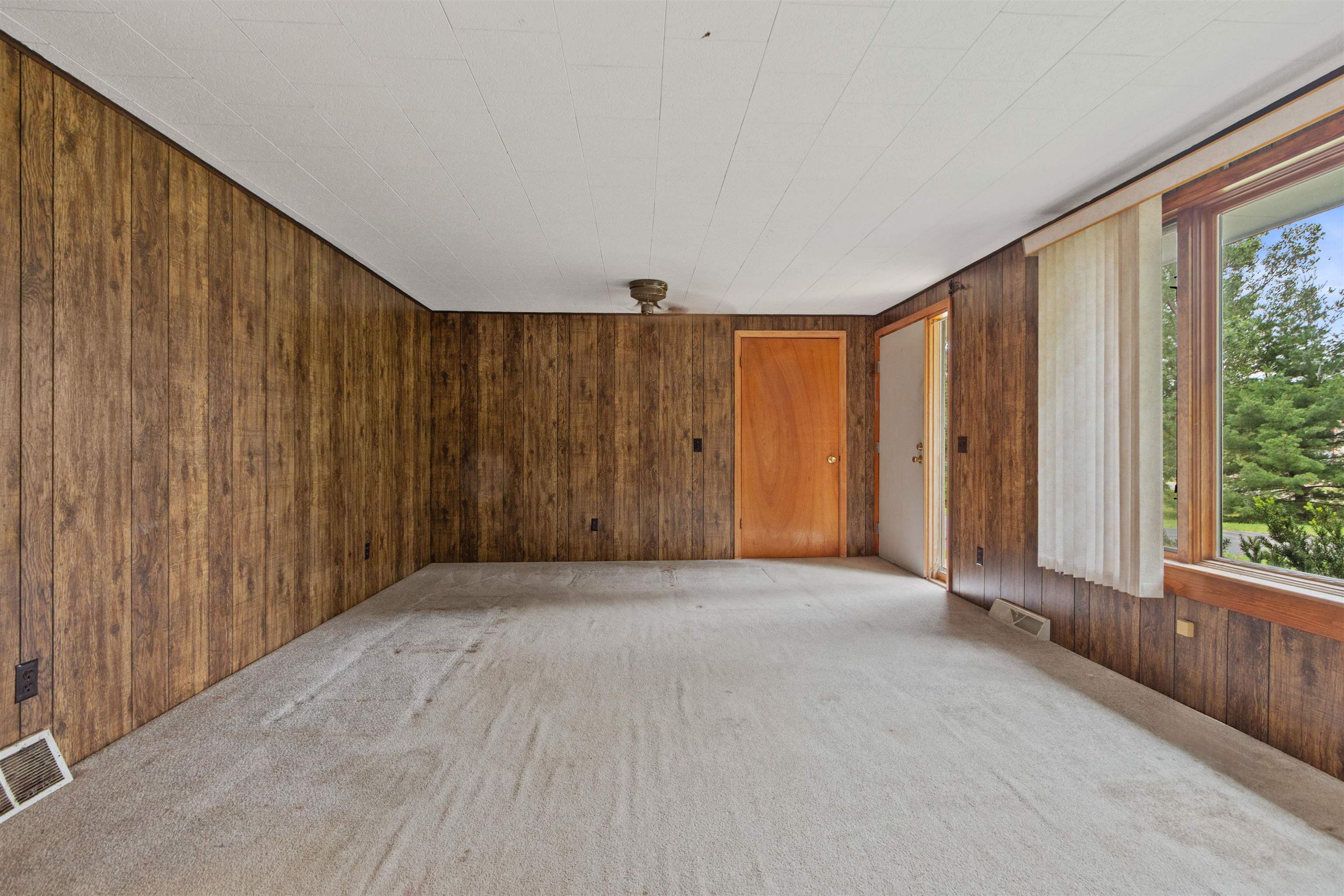 W11218 Highway 73 Property Photo 6