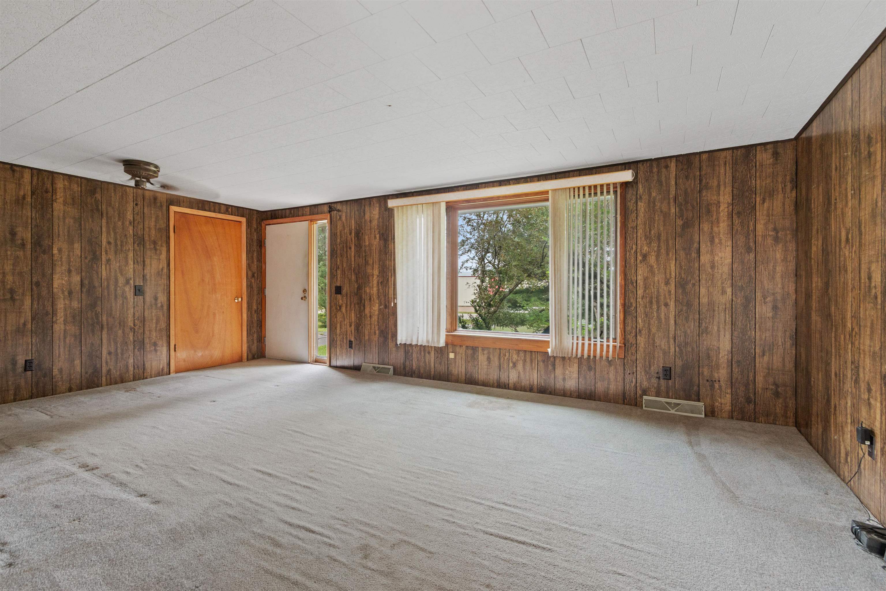 W11218 Highway 73 Property Photo 7