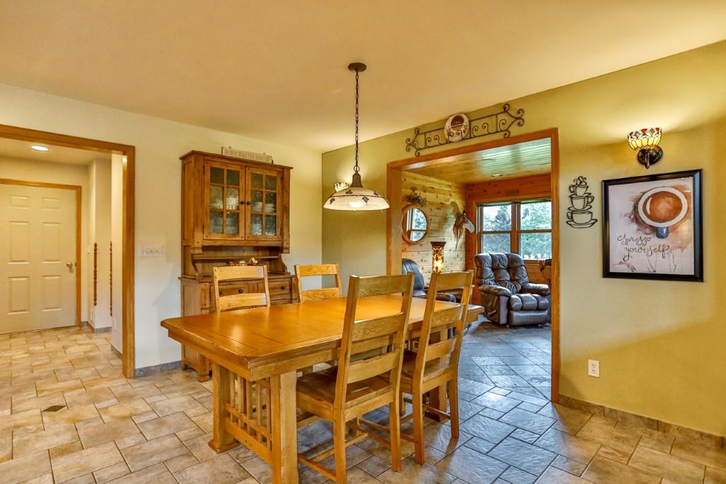 2142 Wood Road Property Photo 15